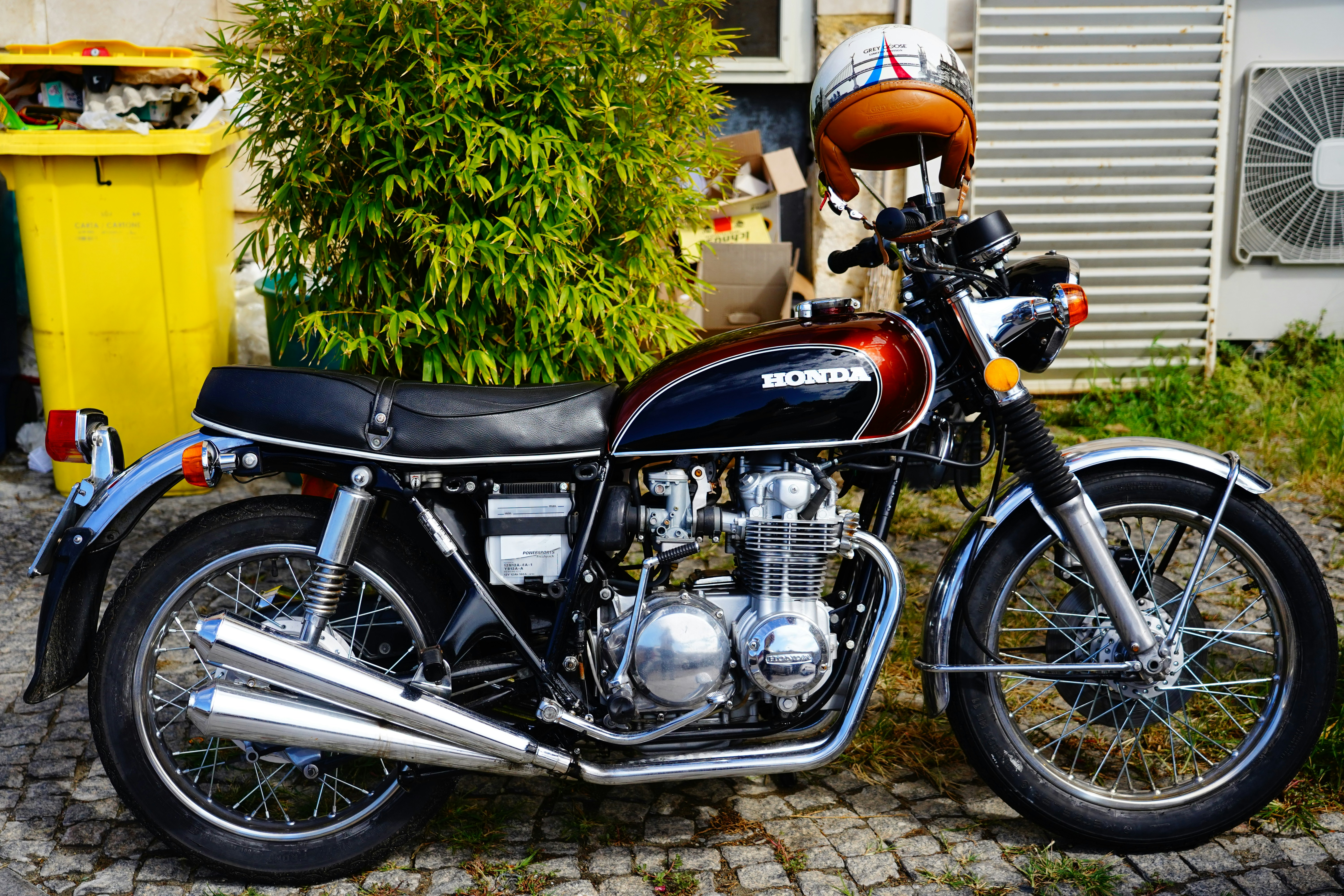 CB650