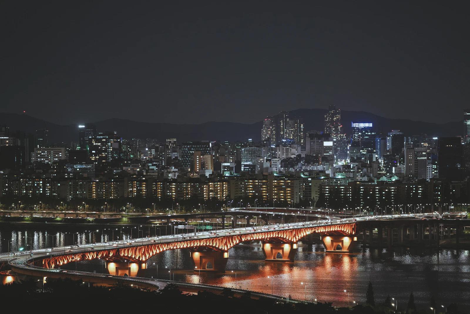 Banyan Tree Club & Spa Seoul: Pool Rooms in Namsan Park