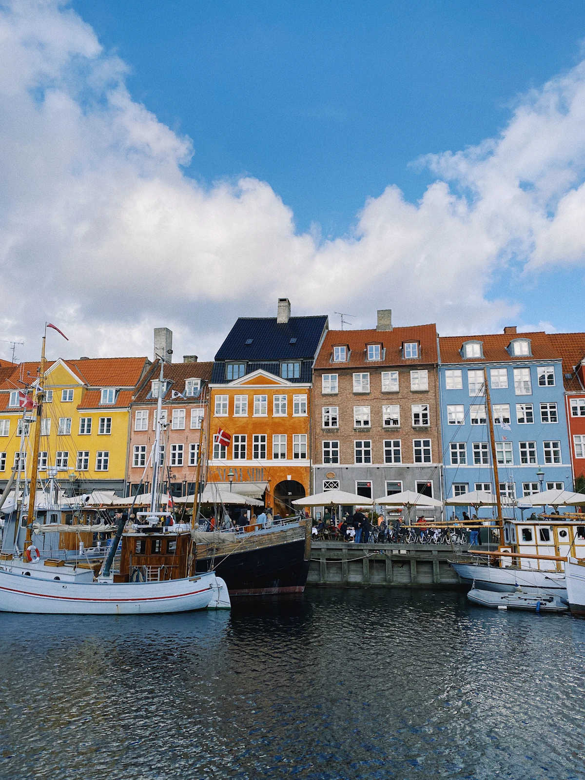Colourful townhouses along the Nyhavn canal in Copenhagen