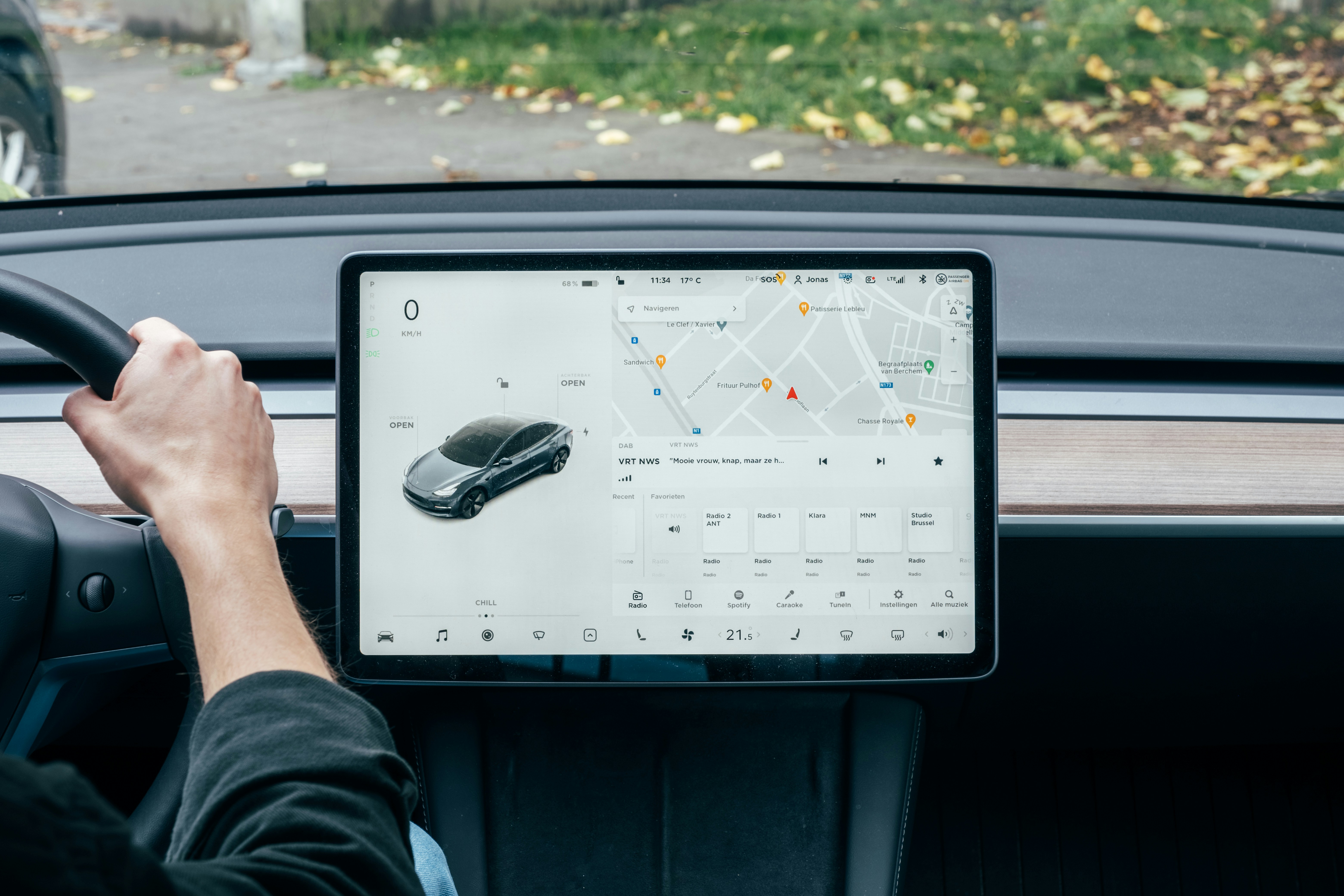 Interface of the Tesla model 3