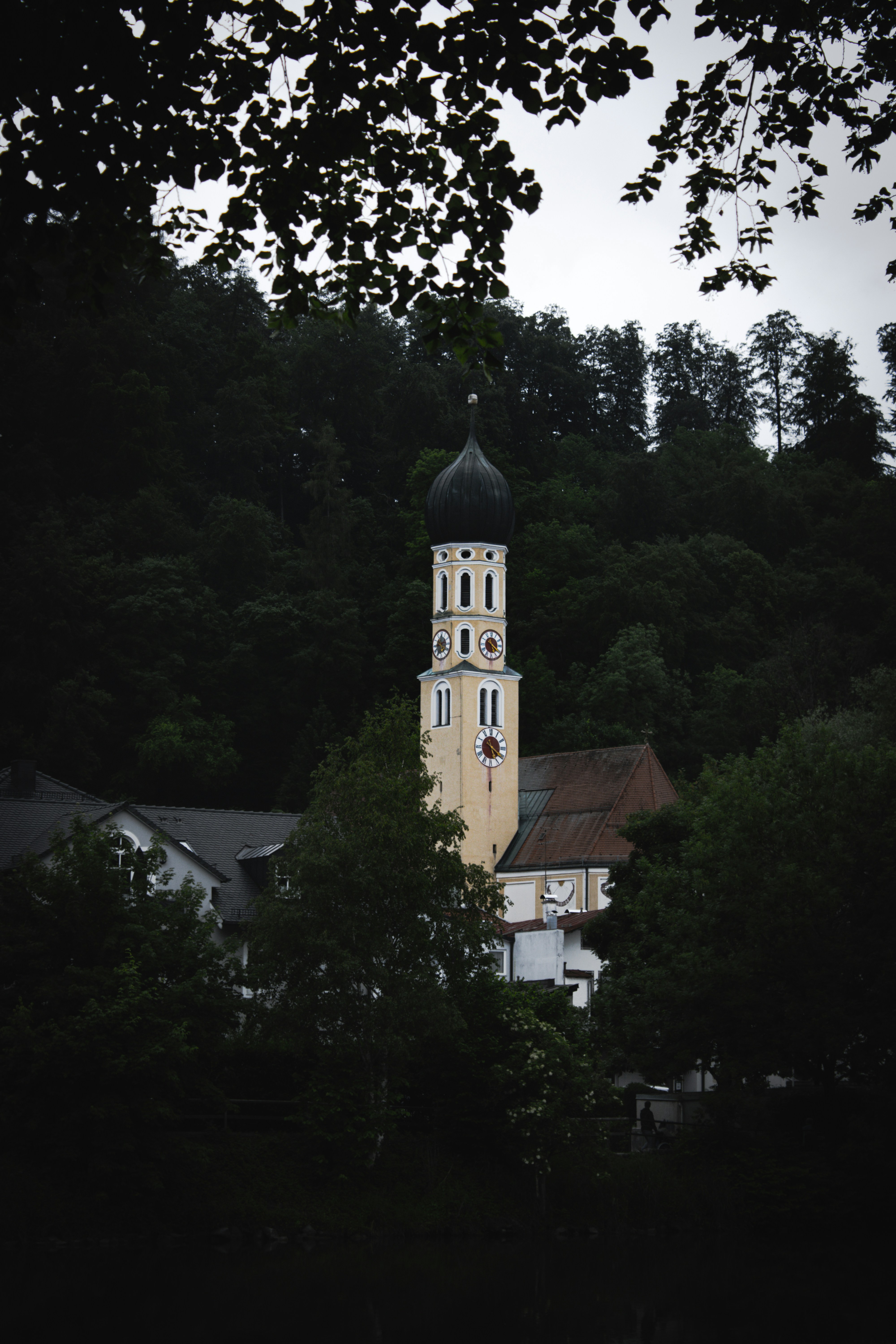 instagram: trenchophotography