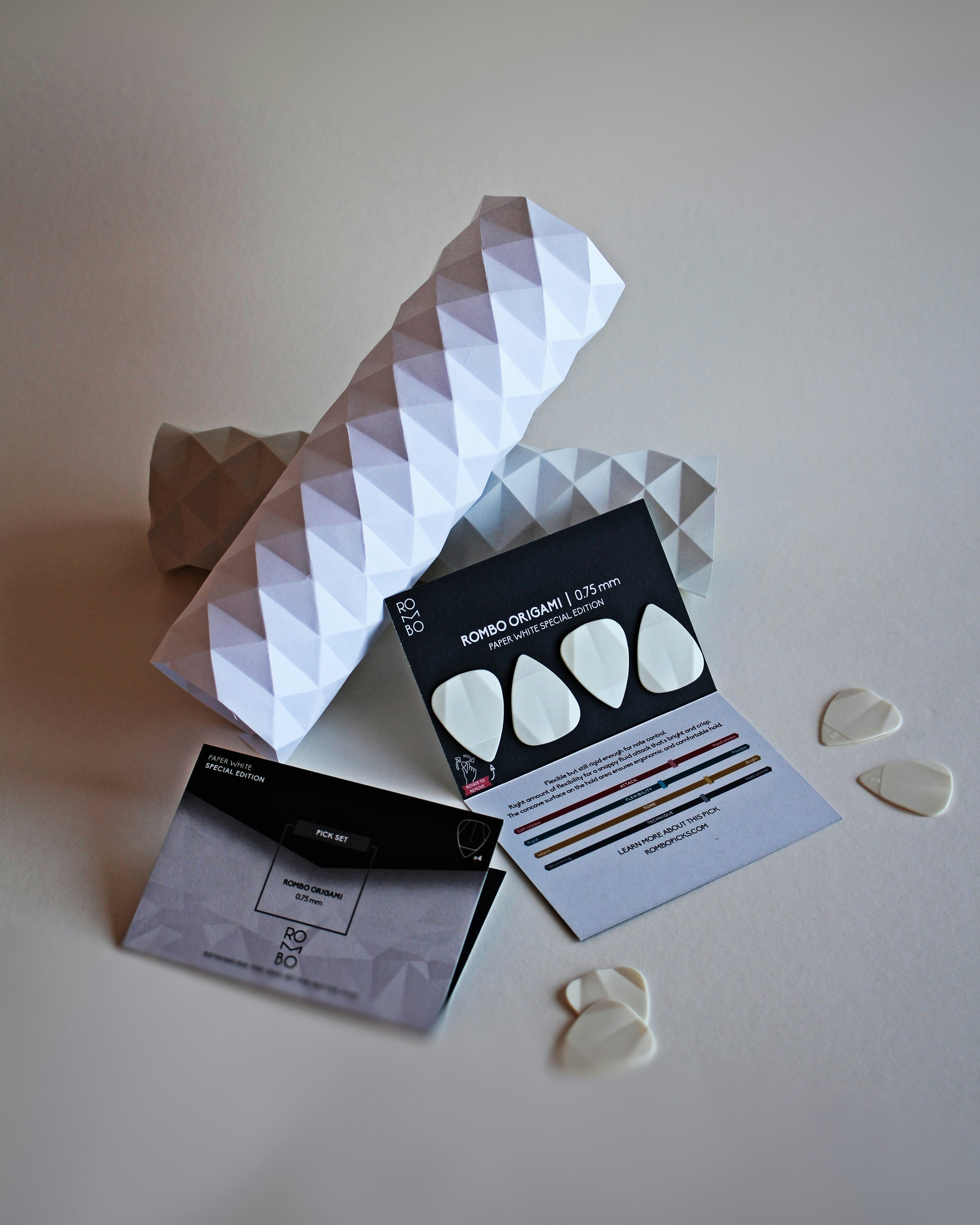 Photo by rombo_guitar_picks