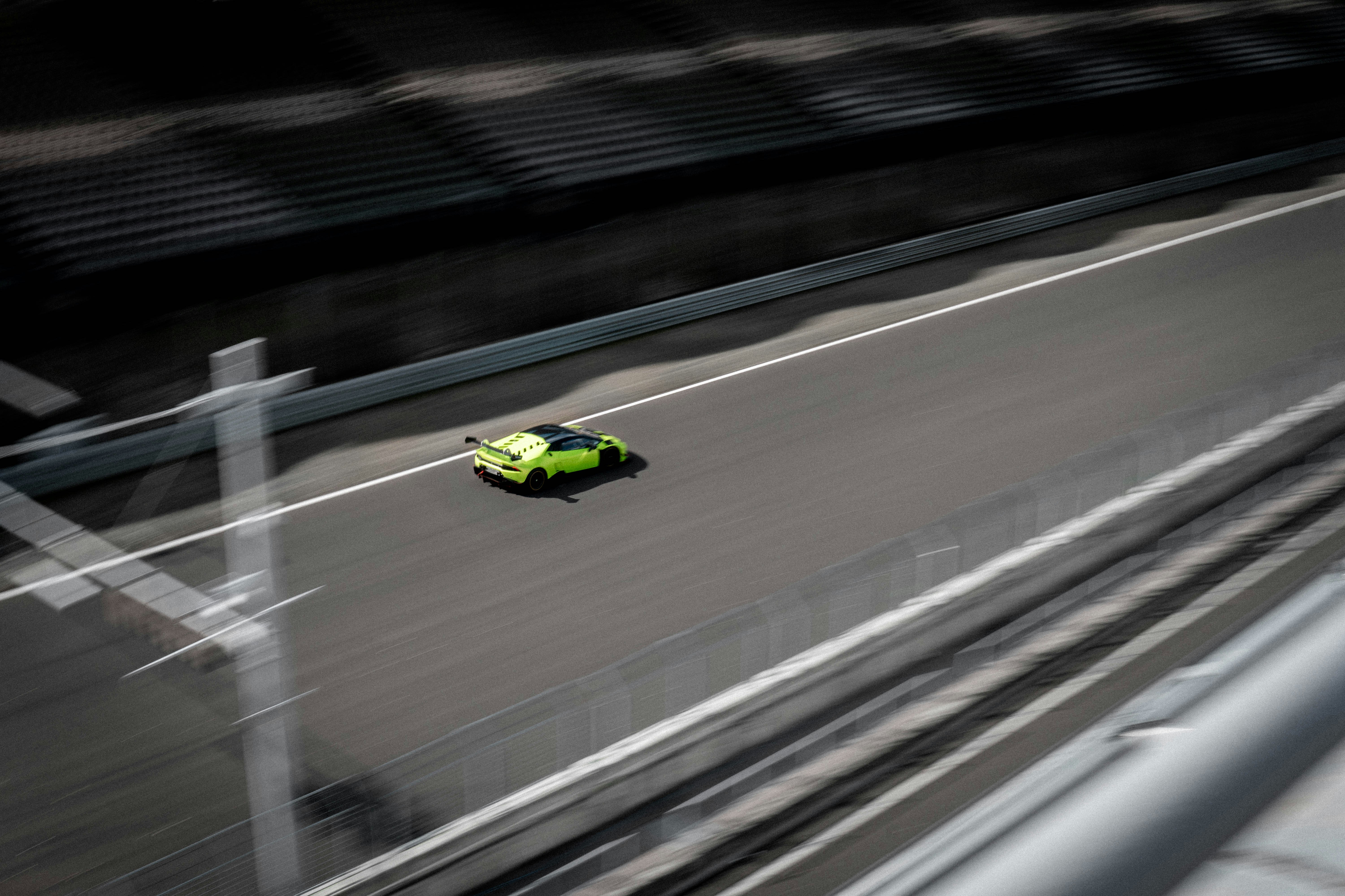 italian sports car wallpaper, wallpaper, Alfa Romeo Giulia GTAm: A Deep Dive 4