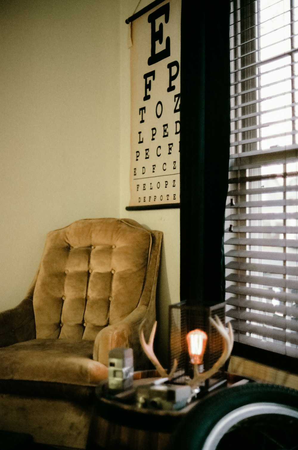 a chair and a lamp in a room