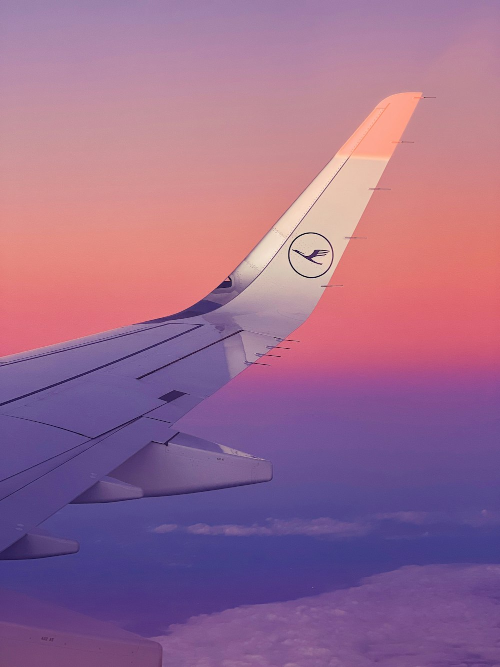 Lufthansa Pictures | Download Free Images on Unsplash