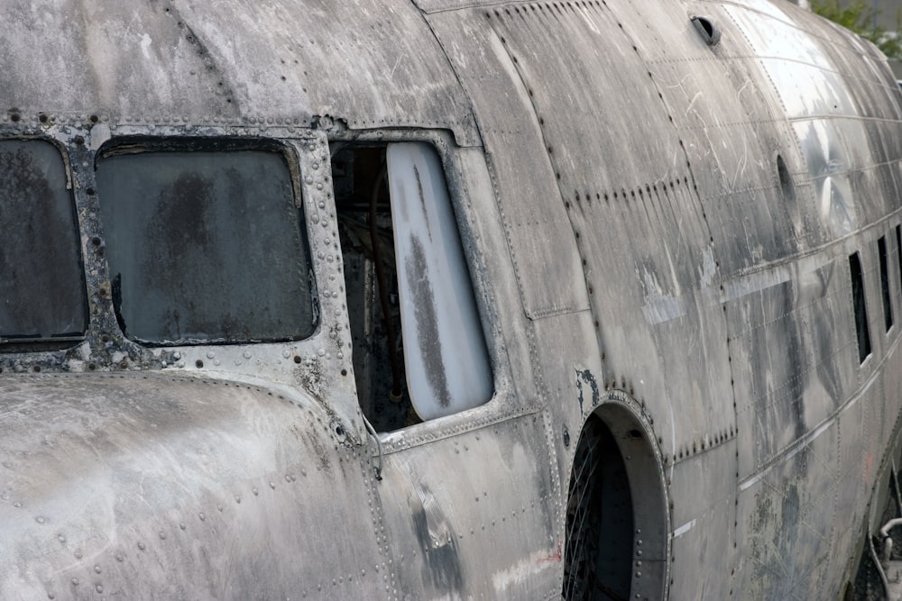 a close up of the nose of an airplane