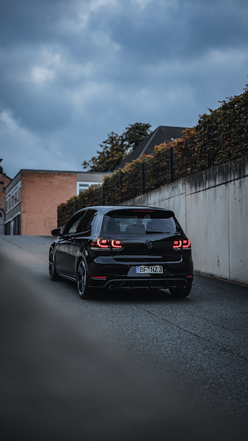 VW Golf GTI / R