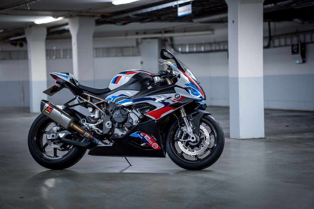 S1000rr Pictures  Download Free Images on Unsplash