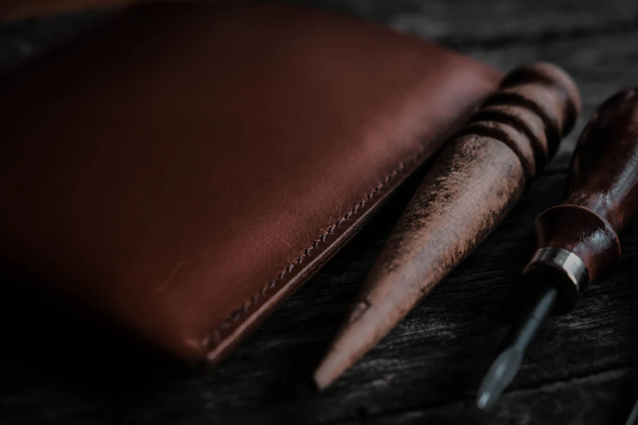 Protège-carnet Kenaz frappé de sa rune