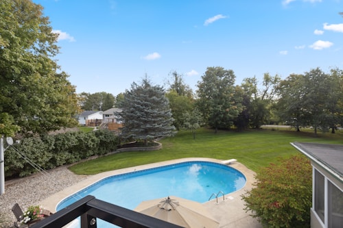 Pool cleaning service in Carrollwood FL