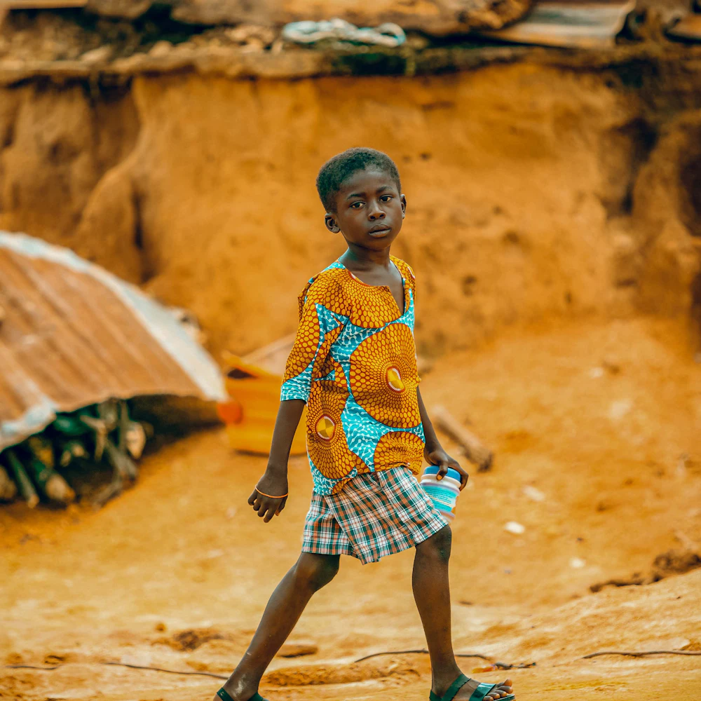 A child on the road after displacement