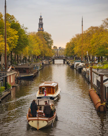 Balade au tour du quartier Jordaan Amsterdam et de ses canaux 