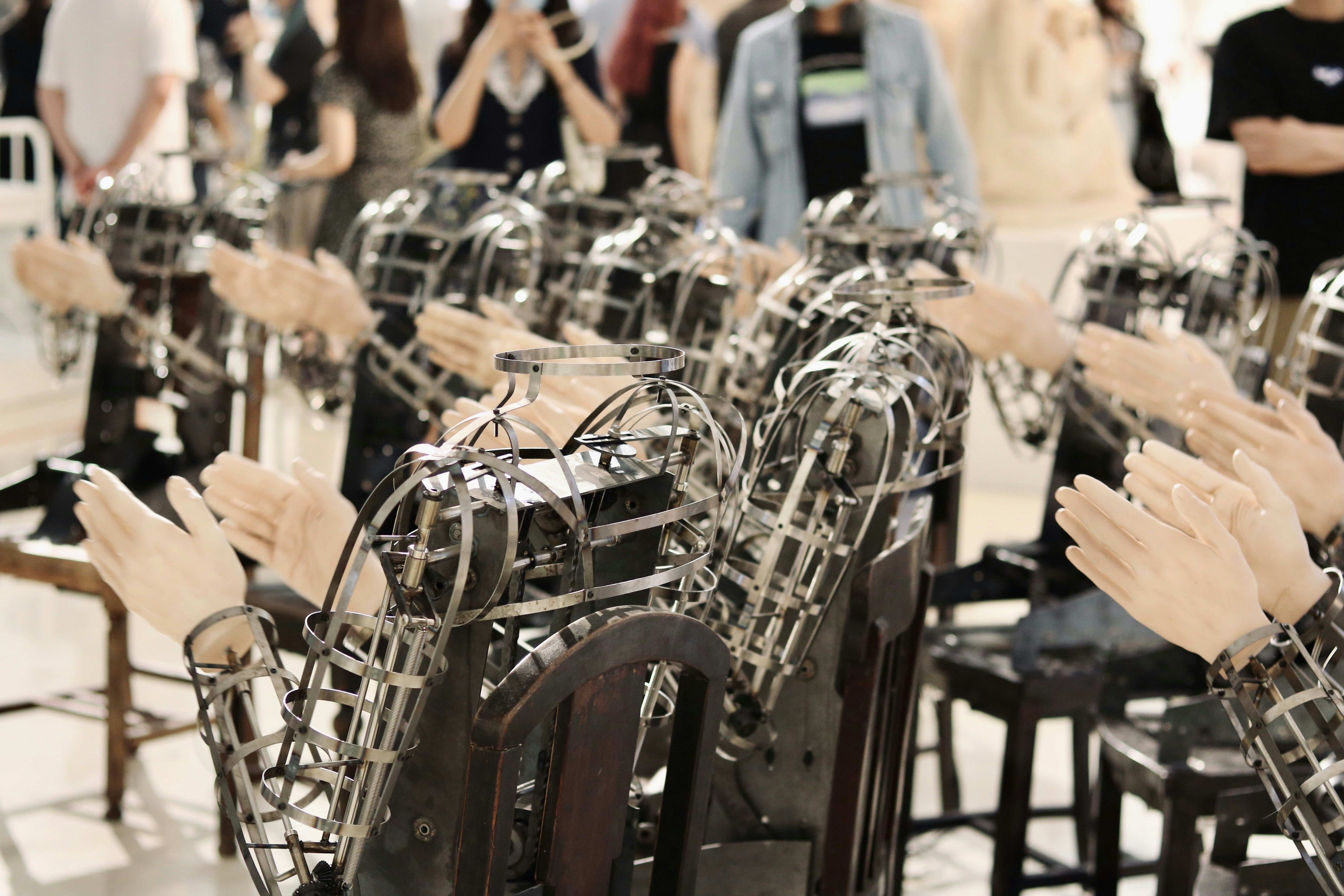 a bunch of chairs that are in a room
