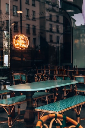 A beautiful interior view of the Crêpe Affair restaurant in Lisbon.