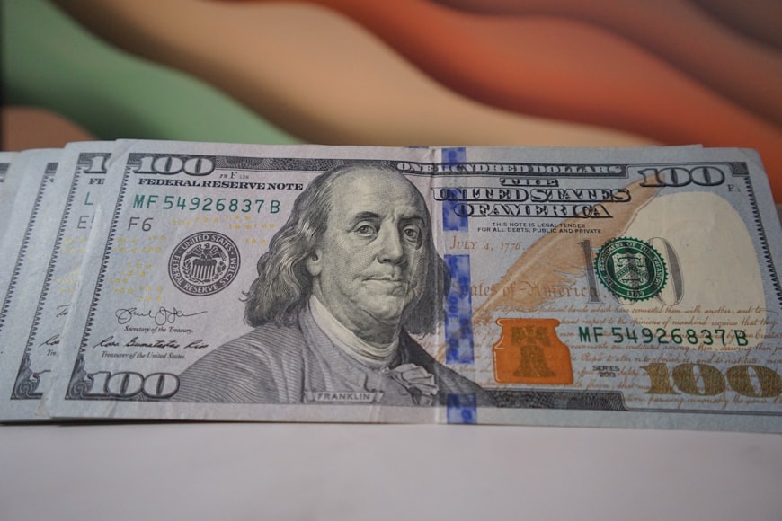 100 Dollar bill