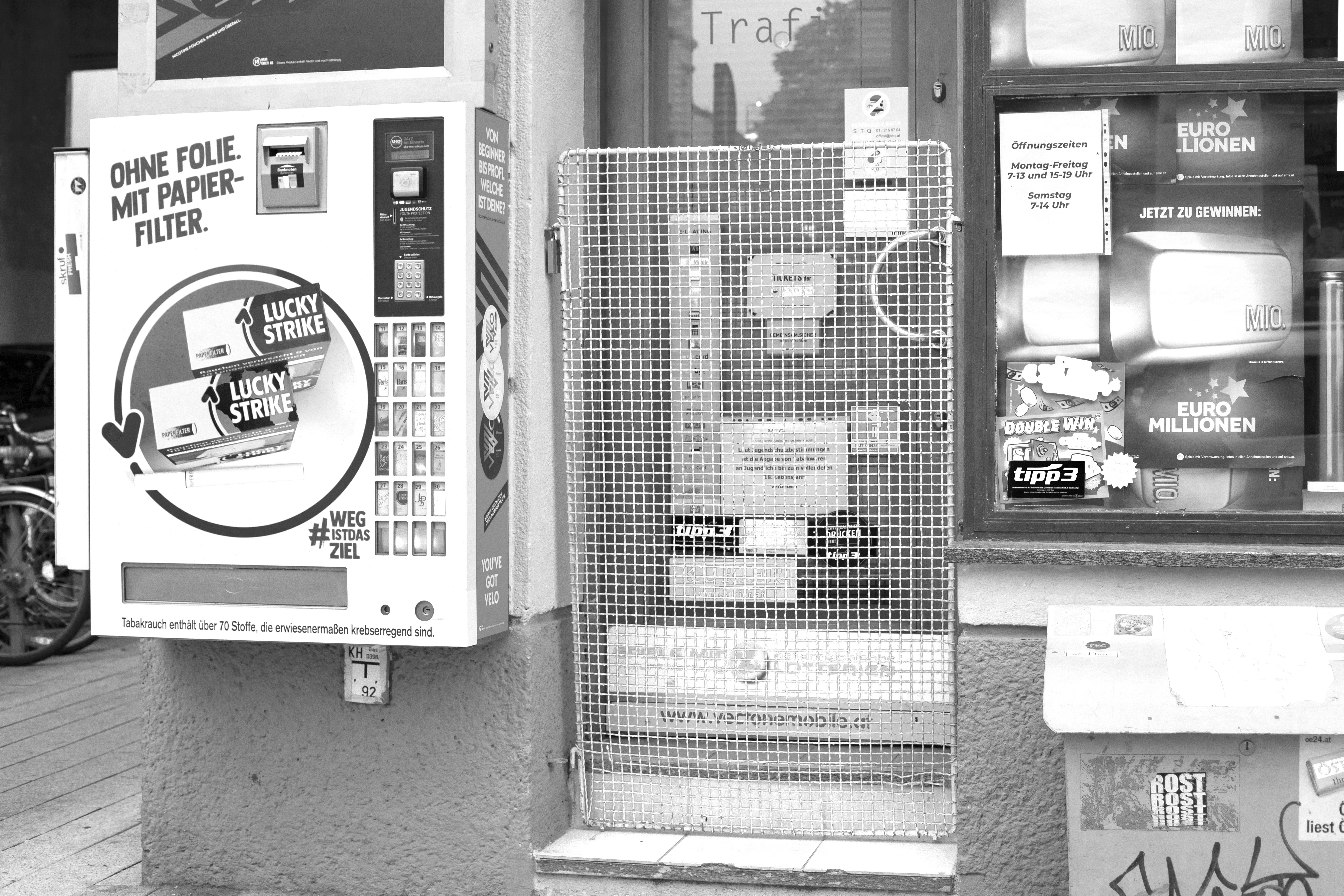 Parsik Bank ATM