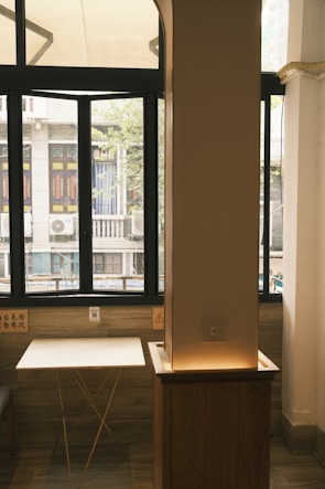 Cozy interior with natural wood finishes and abundant daylight.