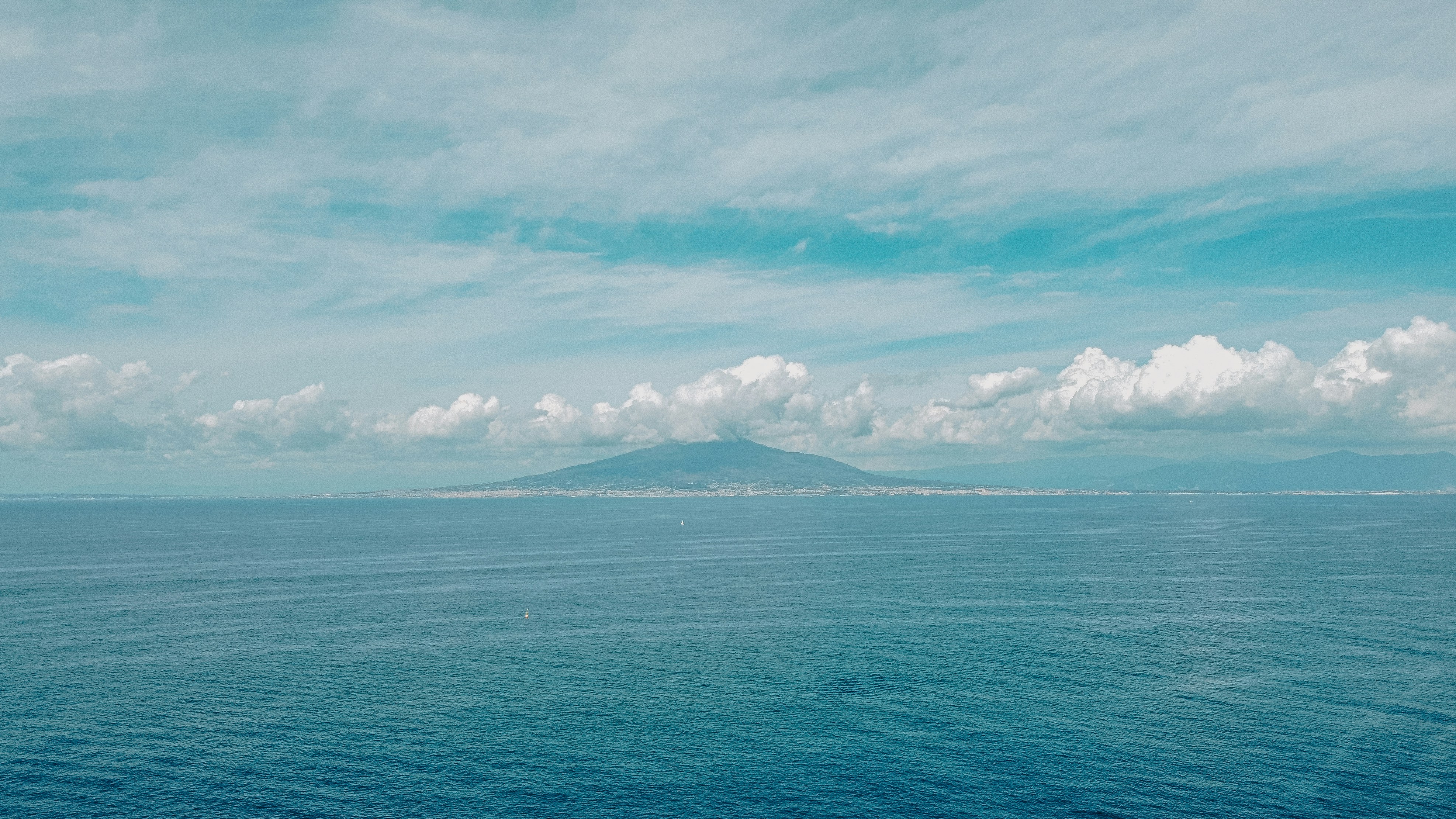 Photo by deni_eliash