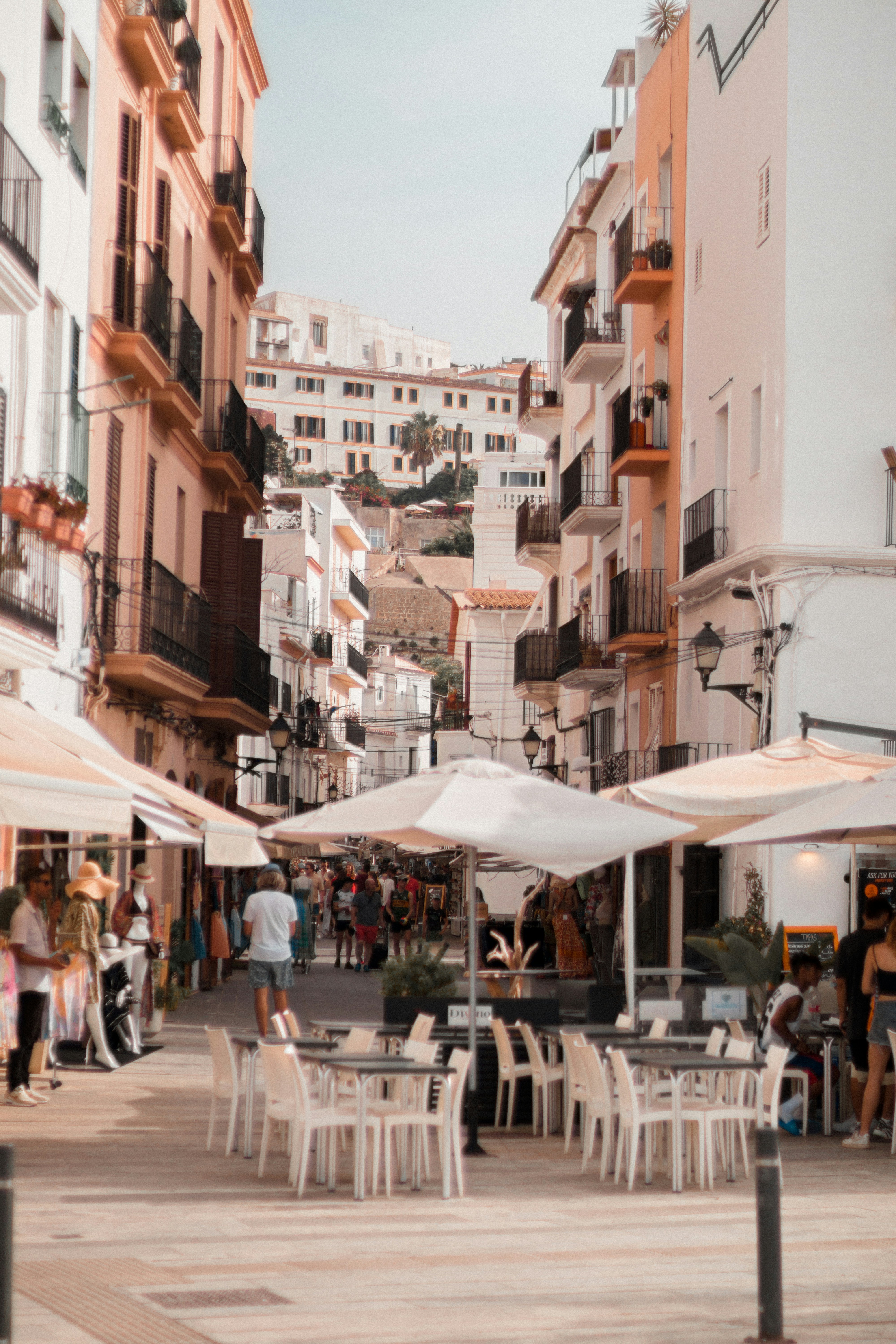 Photo by valentinlacoste