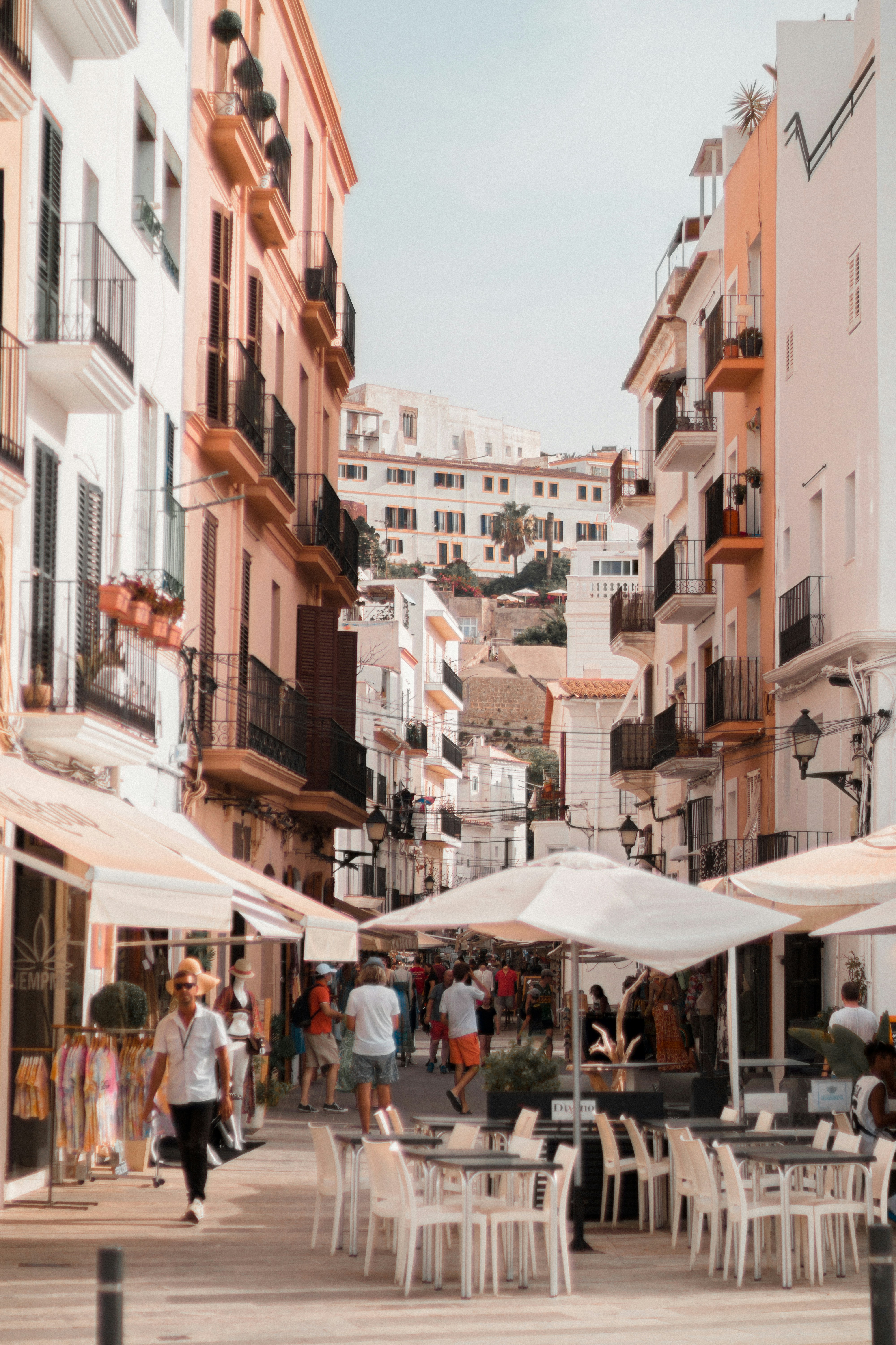 Photo by valentinlacoste