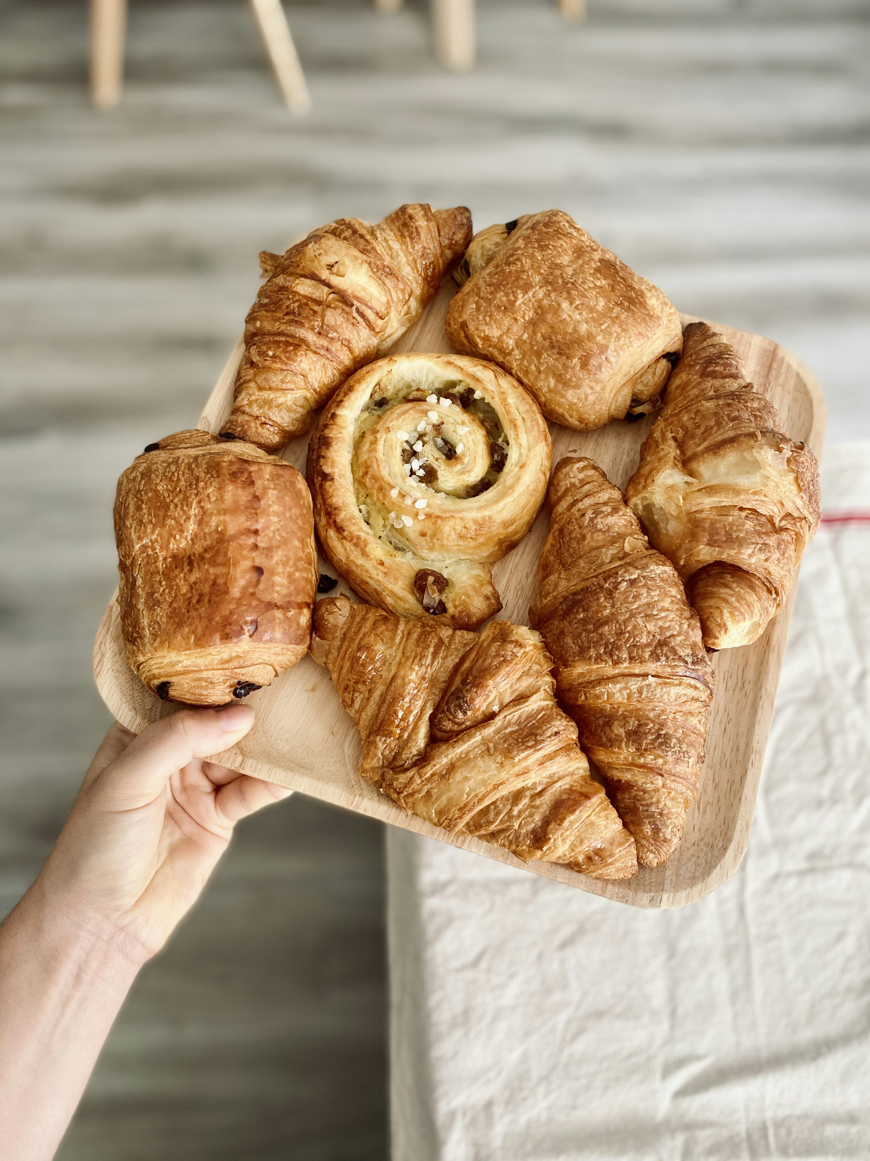 croissants - vienoiserie - french butter croissant