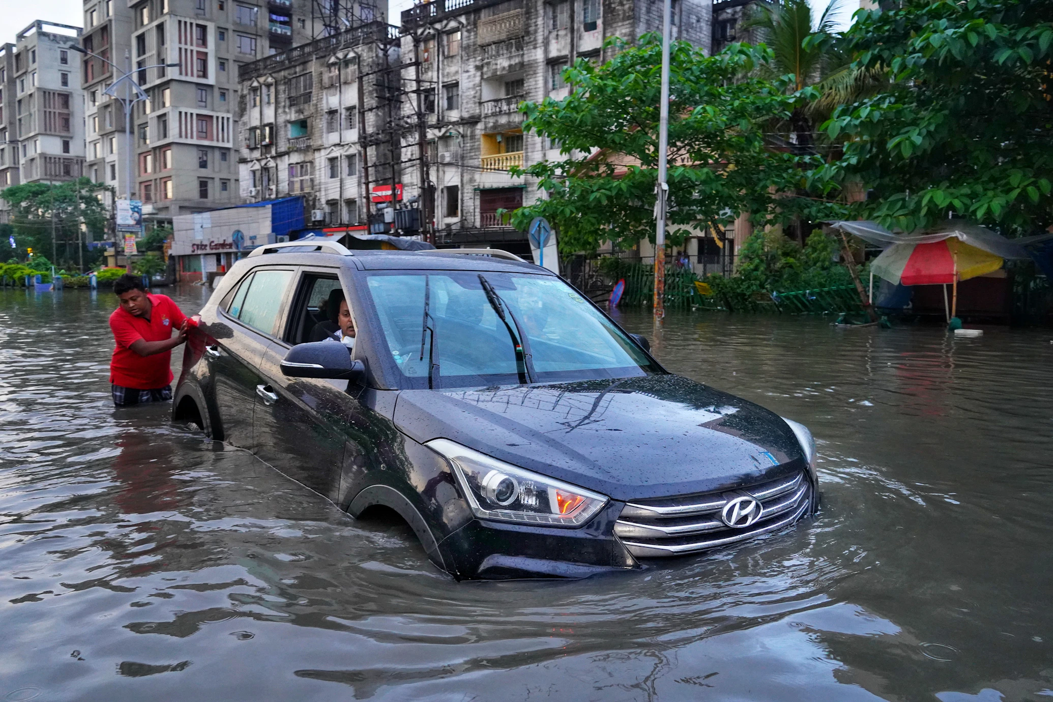 Predictive Hydrology: The Future of Real-Time Flood Monitoring