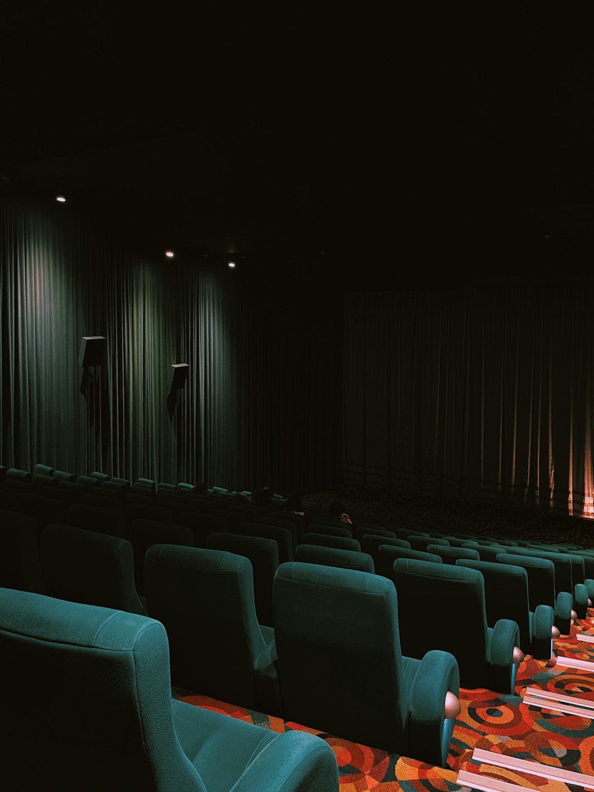 映画館の座席
