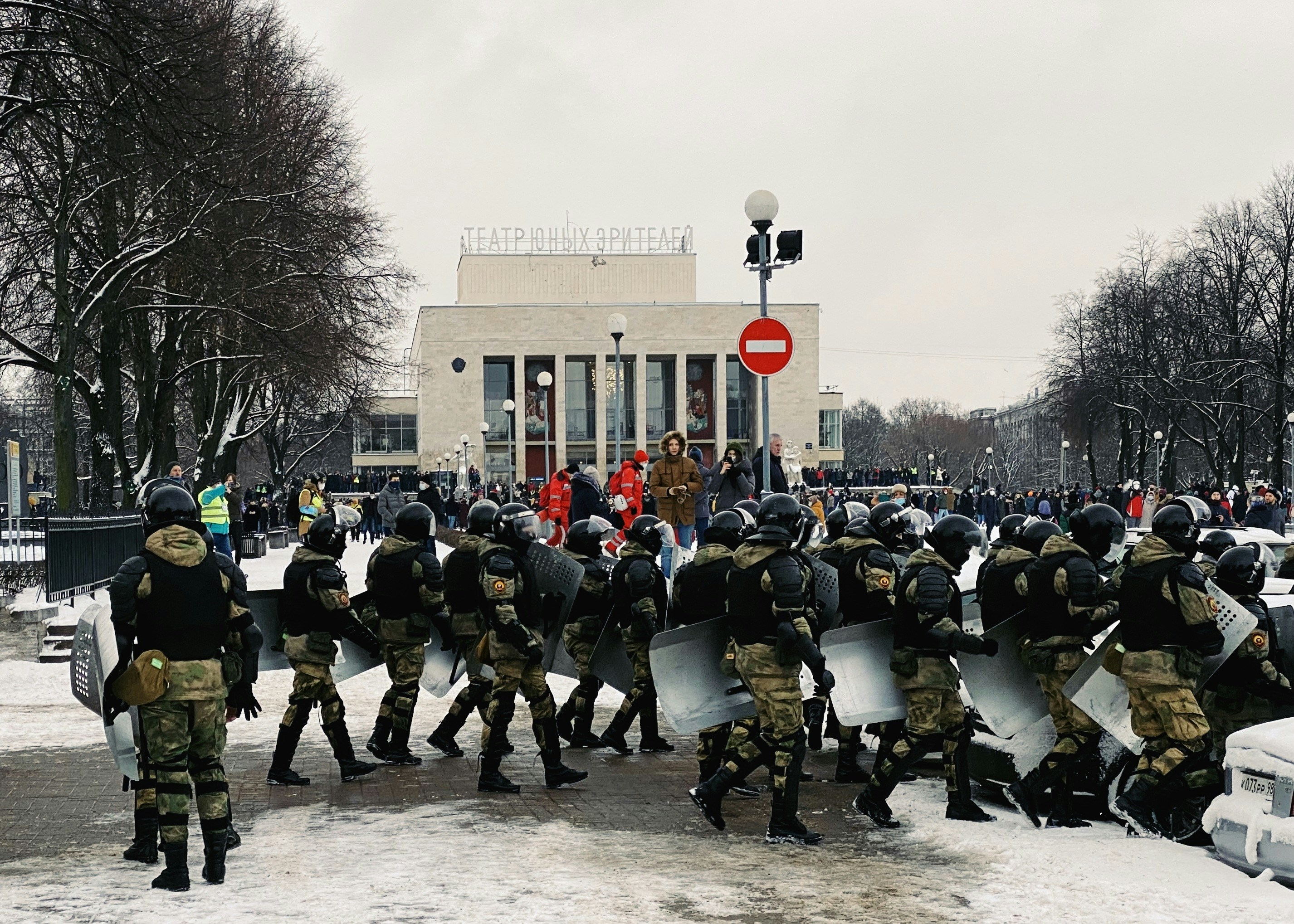 A large group of people in riot gear photo – Free Human Image on Unsplash