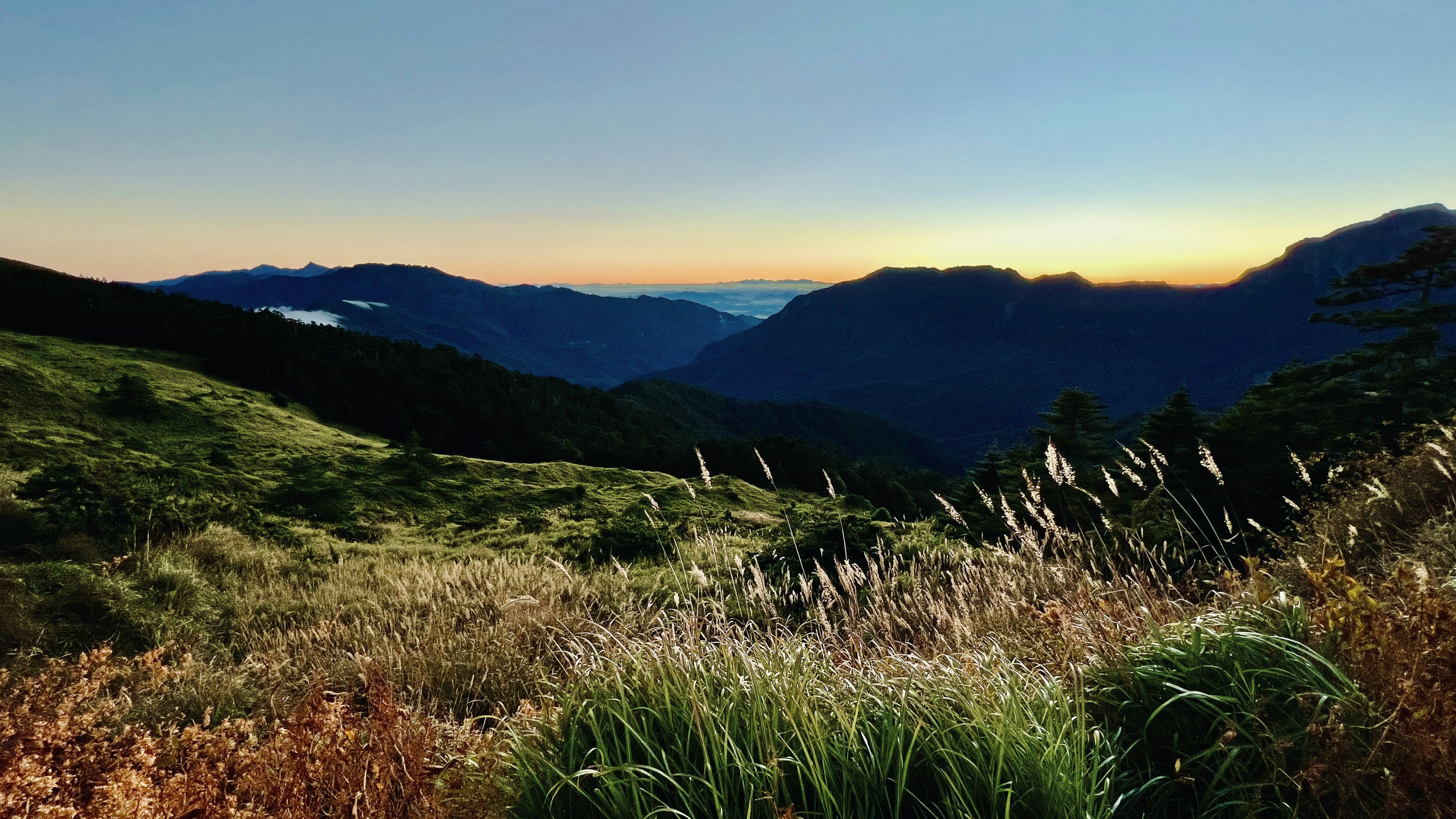 Photo by zhouyudesign