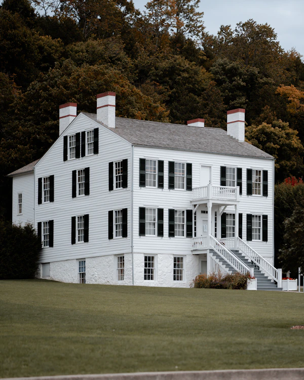 Elkridge Colonial Siding & Trim Full Exterior Repaint