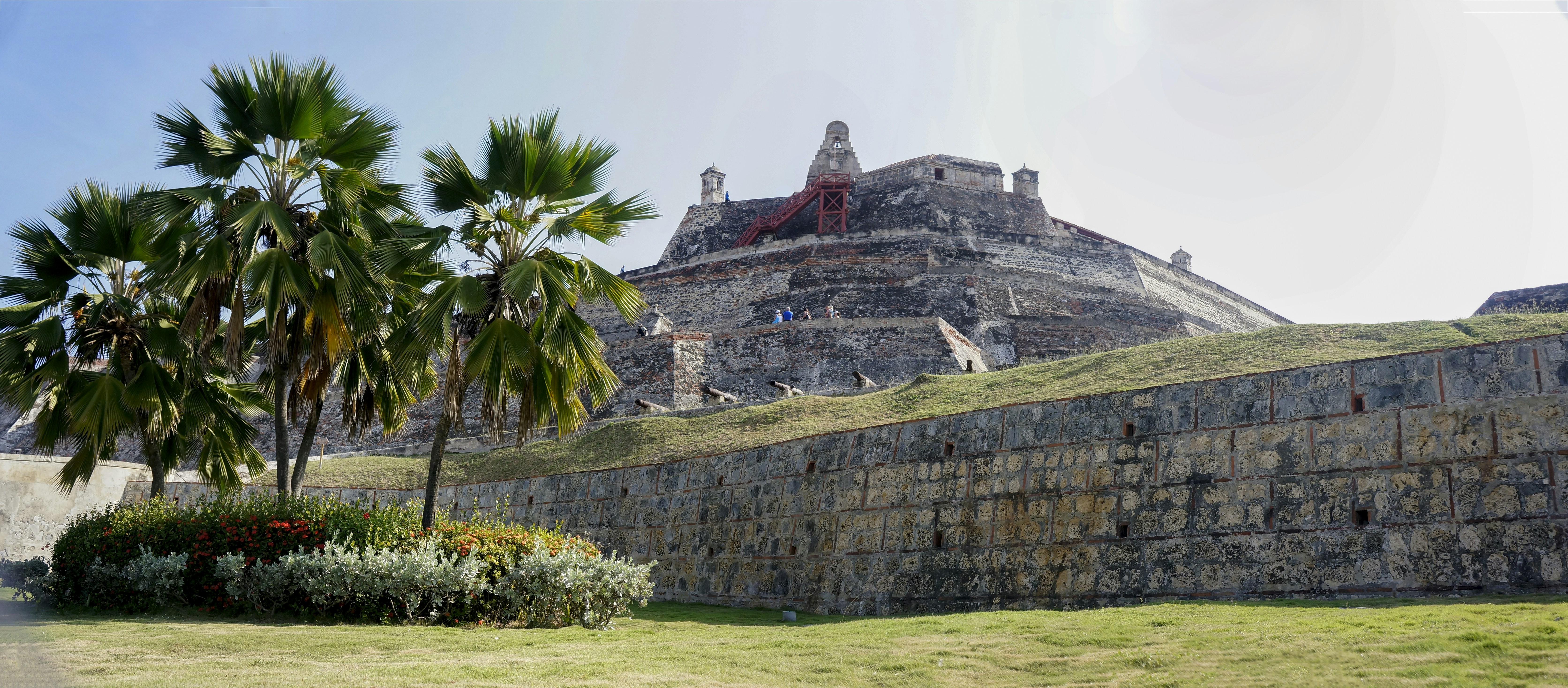 Photo by andresloquesea