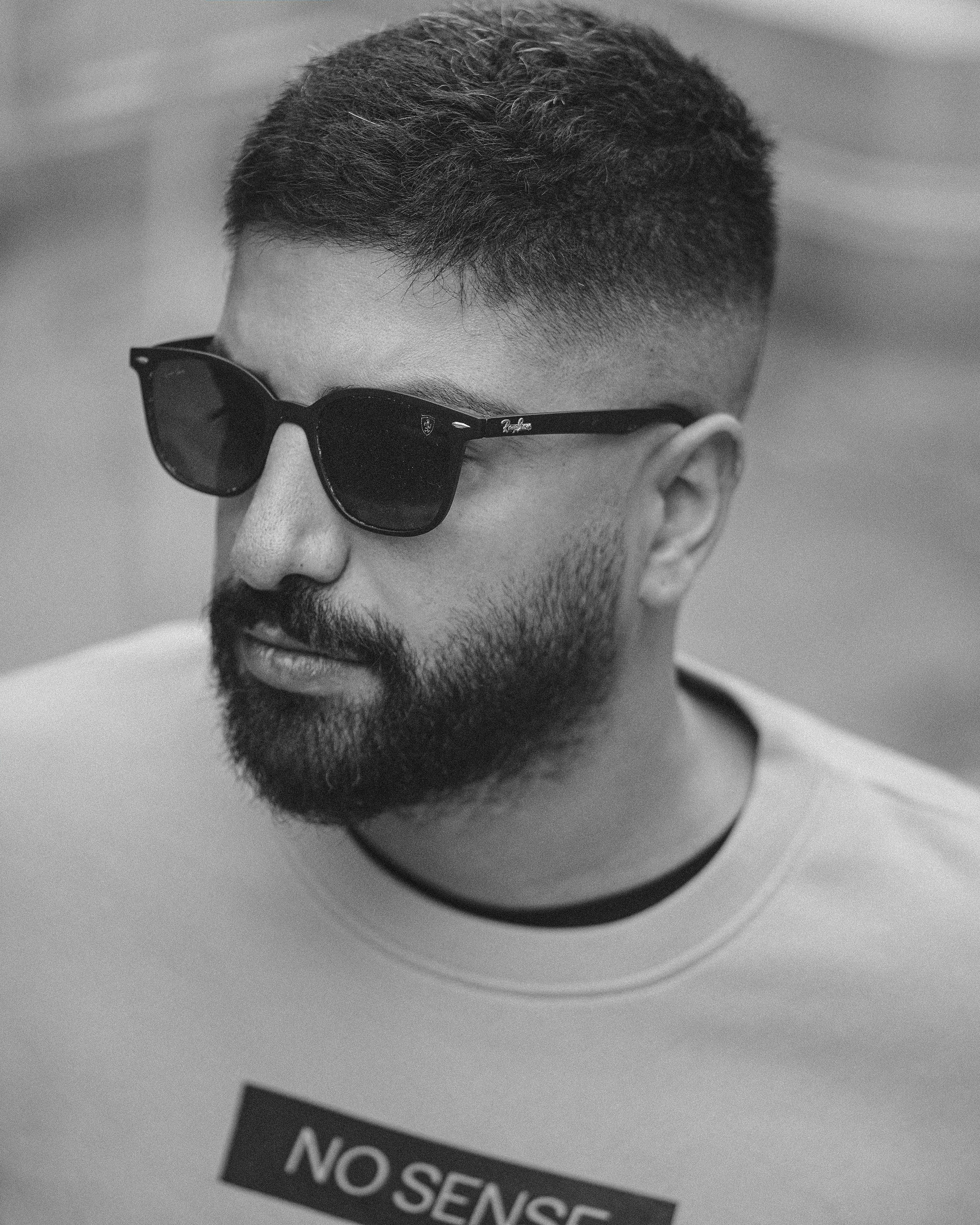 Photo by behrouzsasani