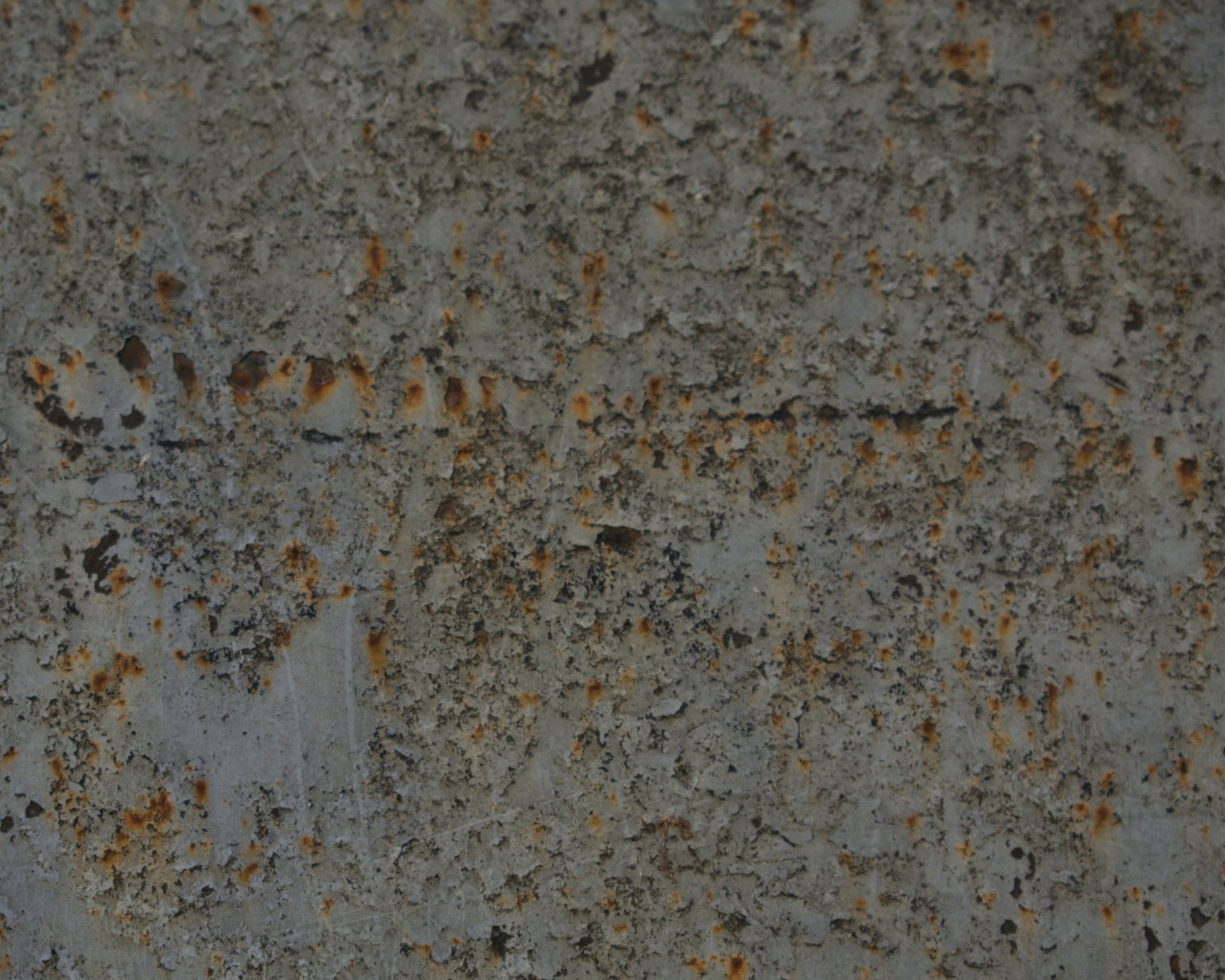 Metal i gri i matte plumb me sipërfaqe të ndyrë nga oksidimi, teksturë e rëndë industriale