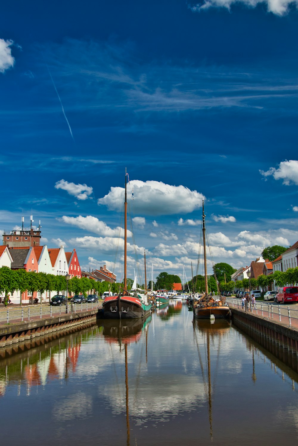 a body of water that has boats in it