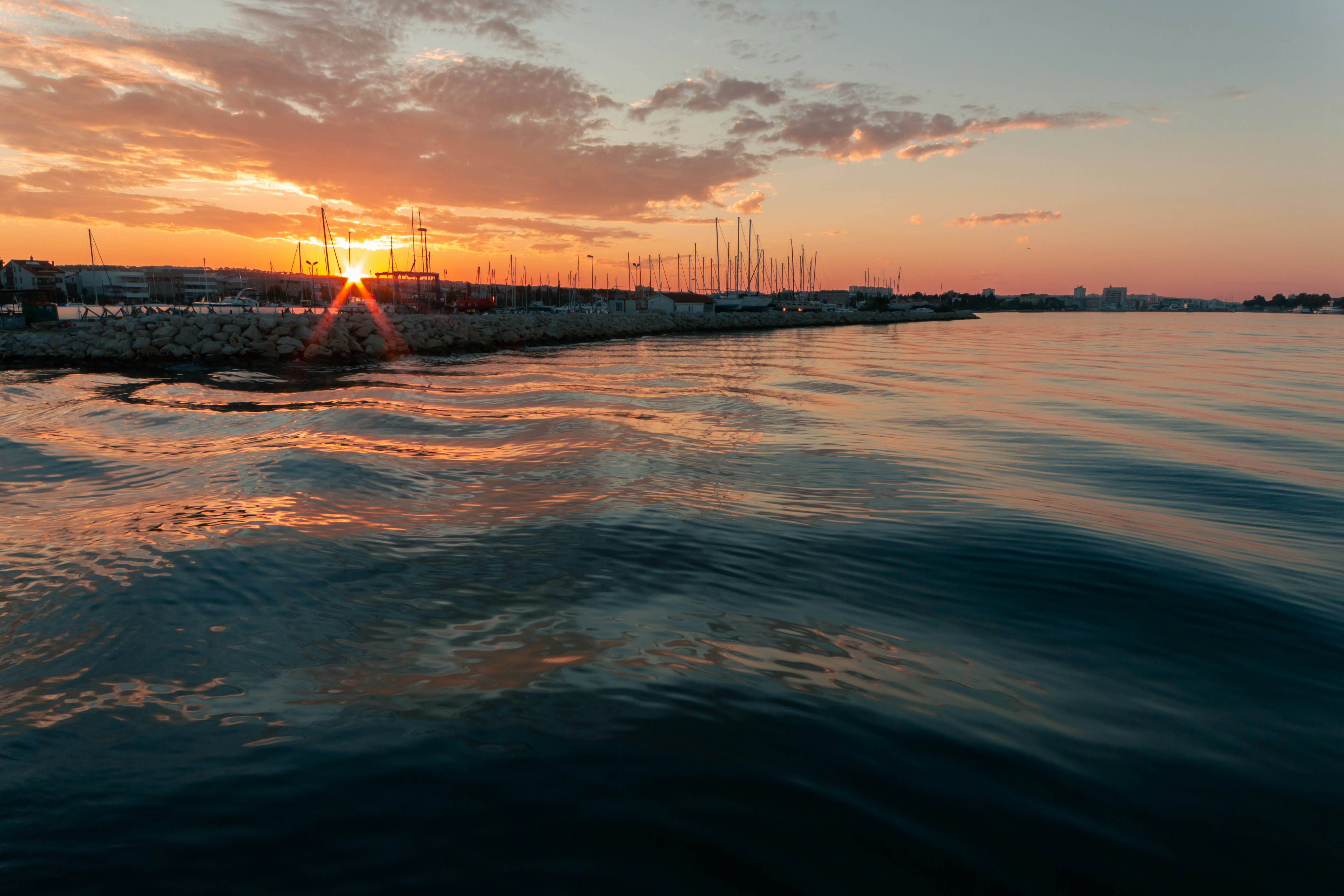 Photo by lukajzz