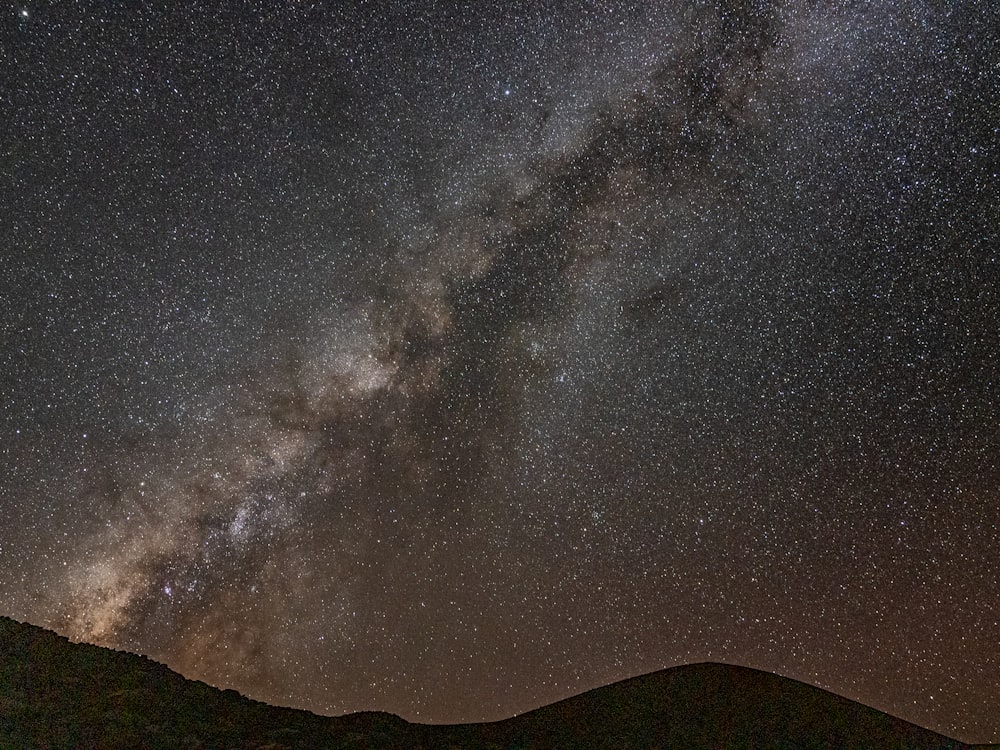 the night sky with stars and the milky