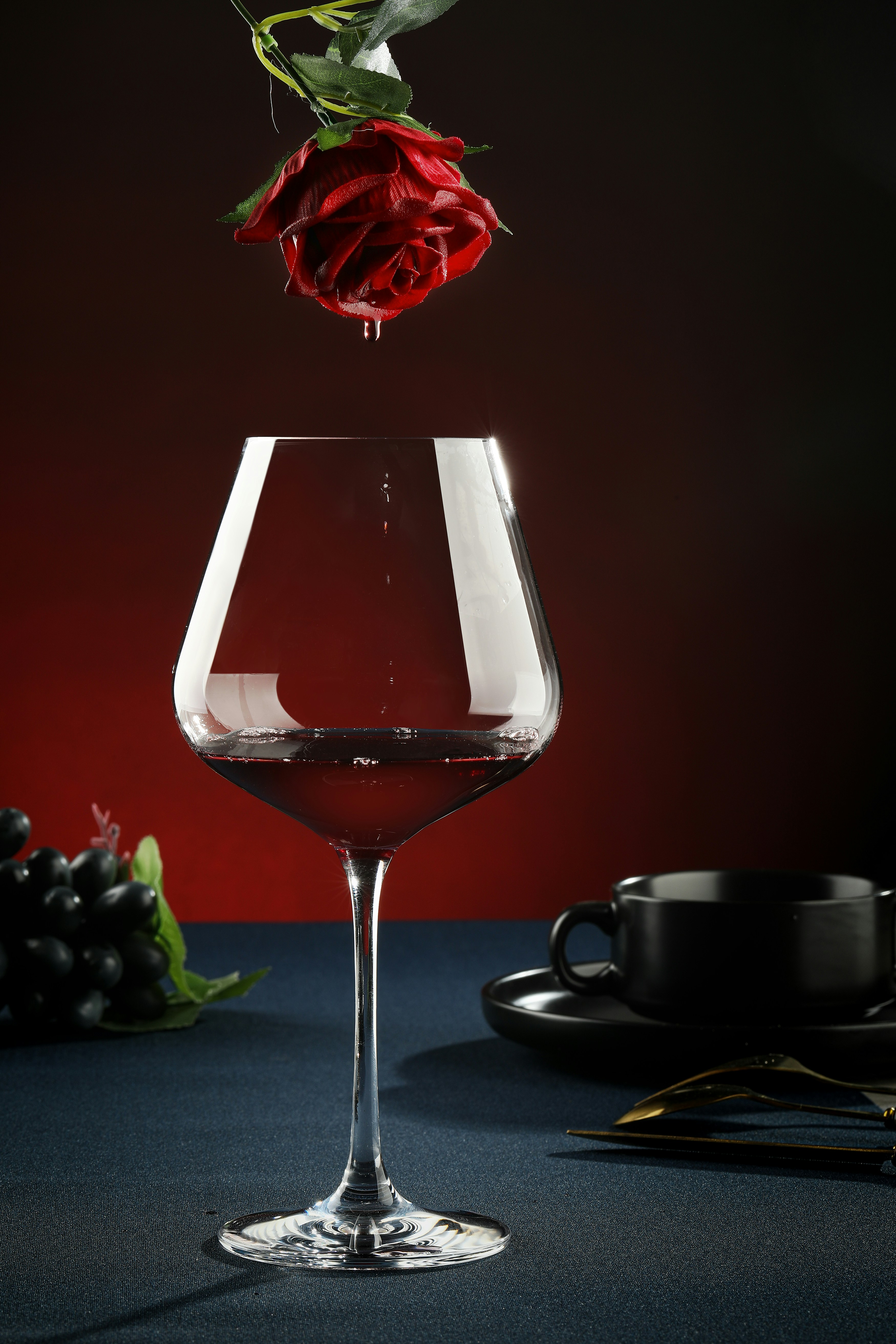 photo-1635737880937-658abec86084?ixid=M3wxMjA3fDB8MXxzZWFyY2h8Nnx8YmVzdCUyMHdpbmUlMjBnbGFzc3xlbnwwfHx8fDE3NjY3NDM5Nzh8MA\u0026ixlib=rb-4.1.0