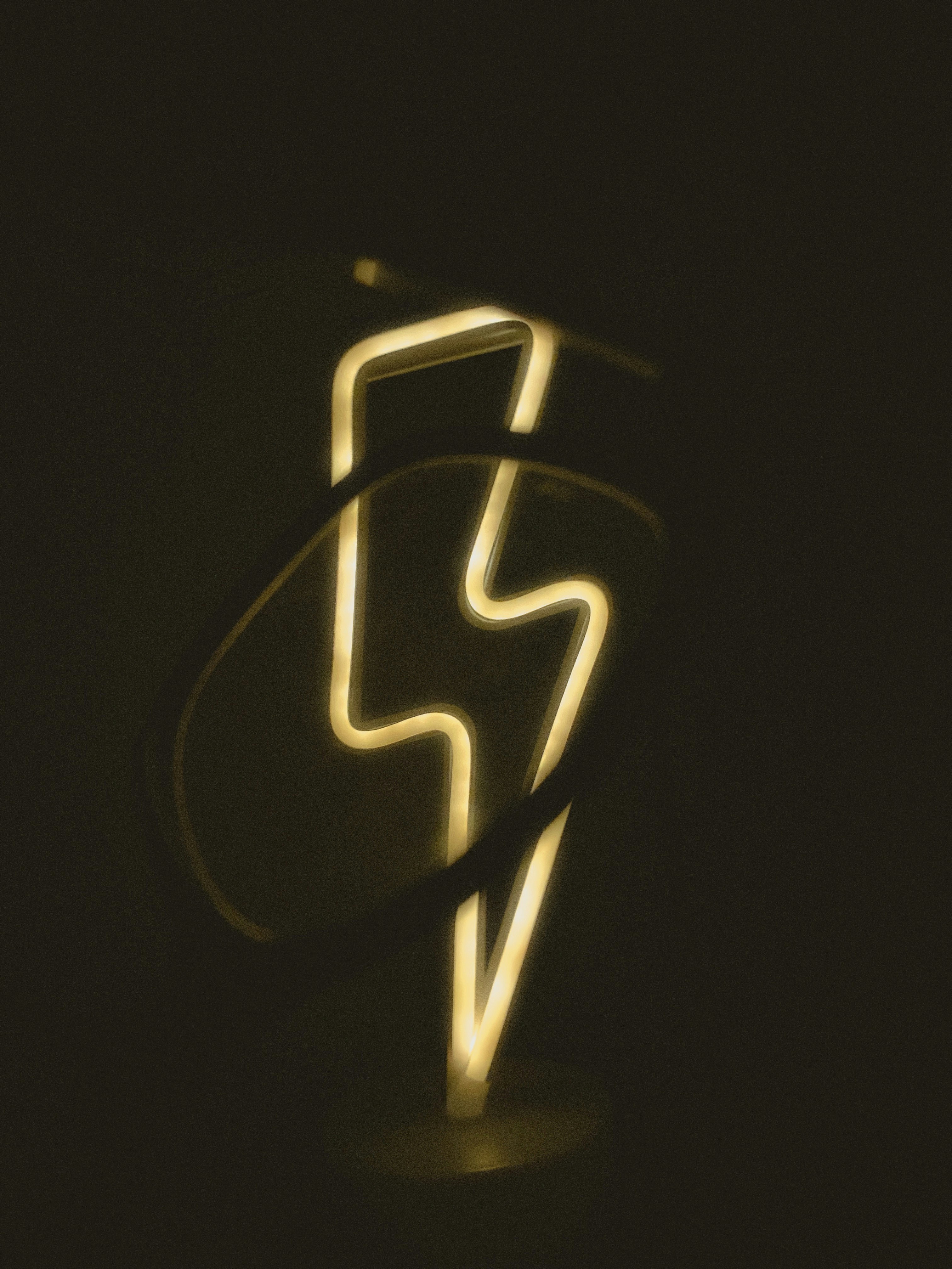 photo-1635755088057-a0d3898d3618?ixid=M3wxMjA3fDB8MXxzZWFyY2h8OHx8ZW5lcmdpZSUyMG9wc2xhZ3xlbnwwfHx8fDE3NTgyOTU2NzN8MA\u0026ixlib=rb-4.1.0