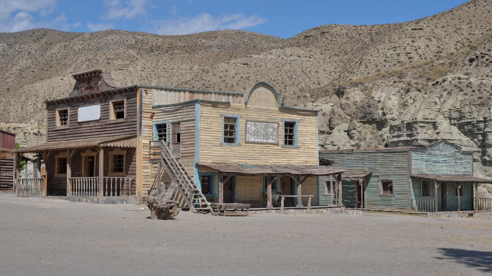 Una vecchia città occidentale nel mezzo del deserto