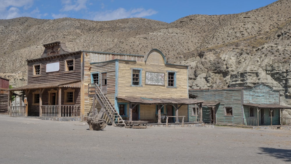 an old western town in the middle of the desert
