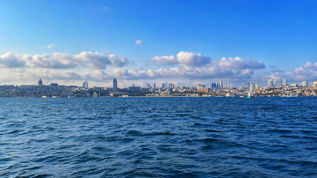16-Day Middle East Family Coastal Itinerary - July Edition