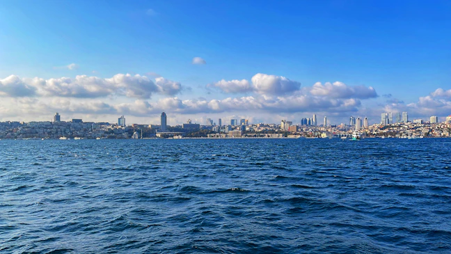 16-Day Middle East Family Coastal Itinerary - July Edition