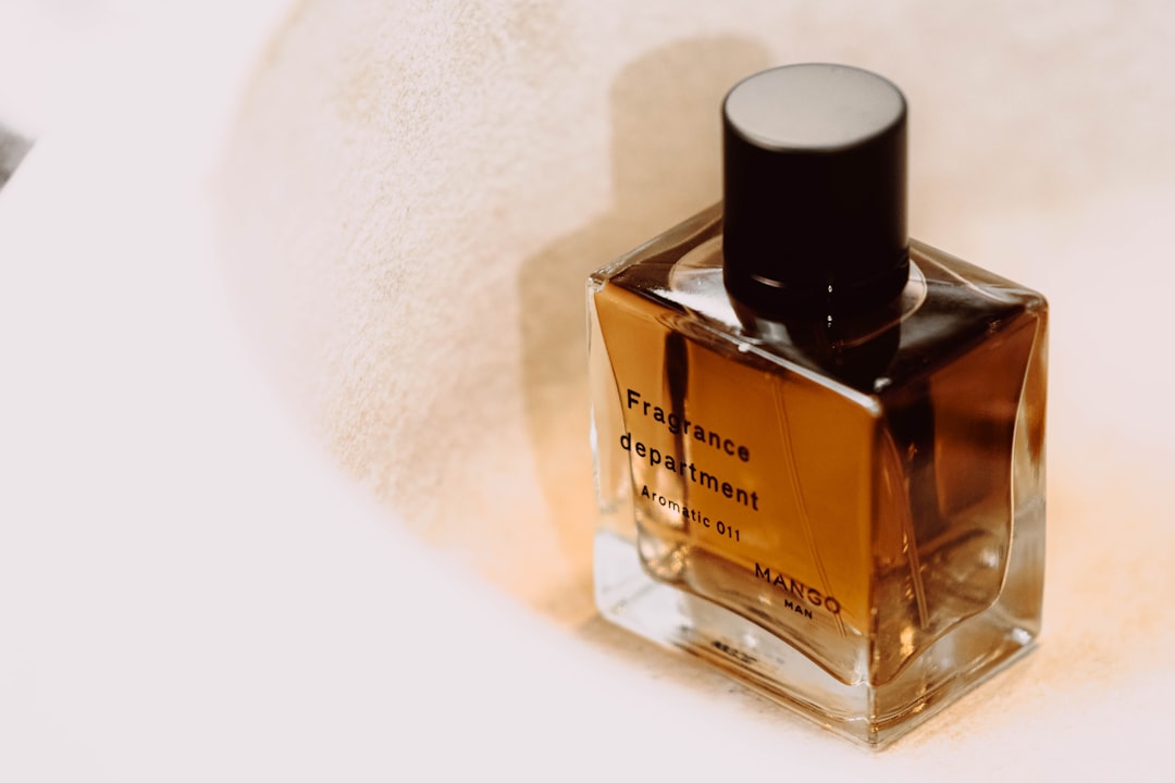 ¿Qué perfume dura todo el día mujer?