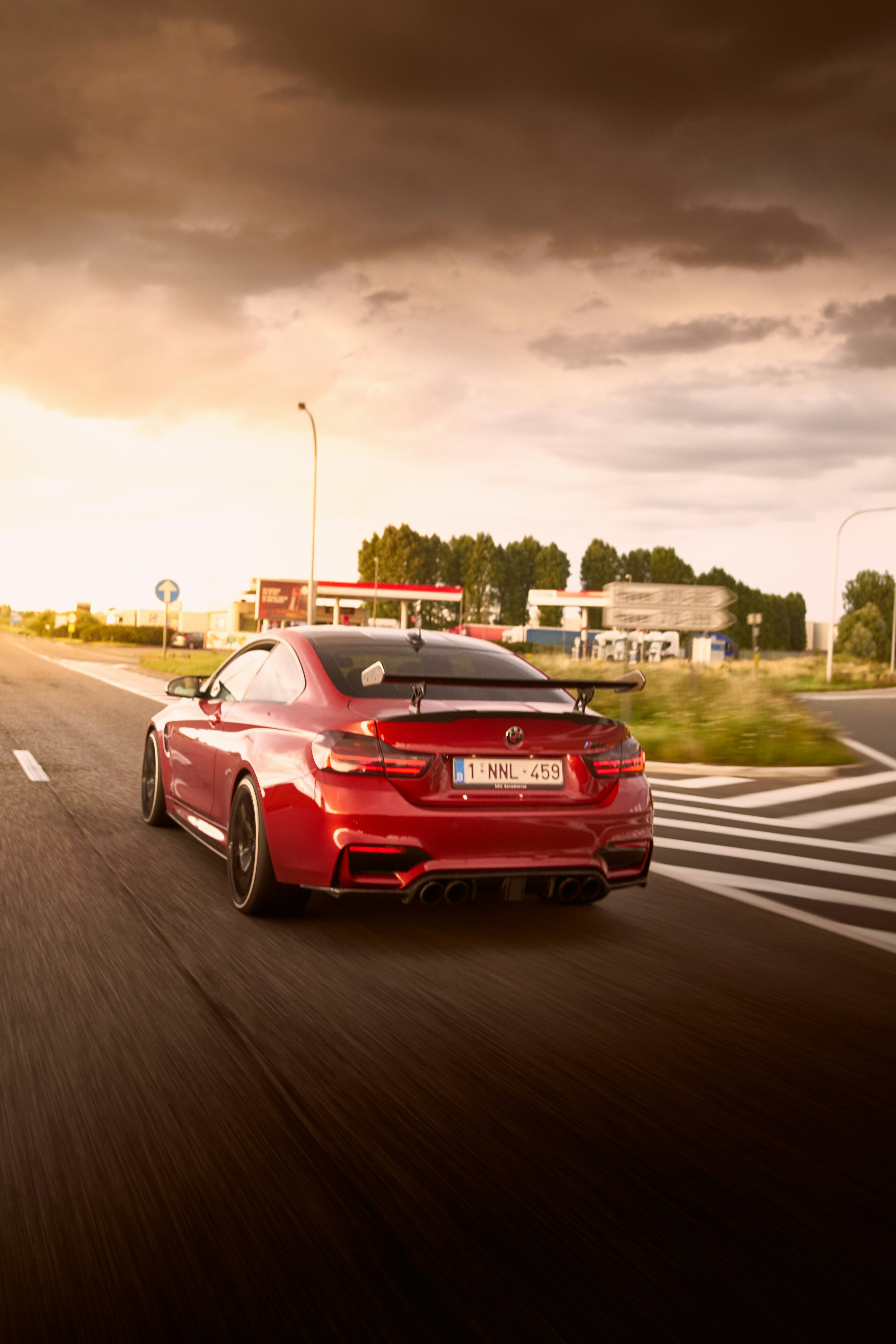 Unsplashで見つける車の無料写真