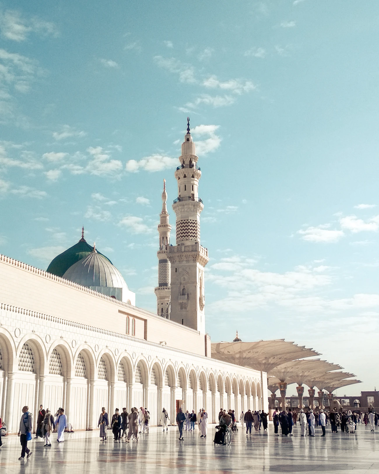 Premium Umrah journey with Madinah stay