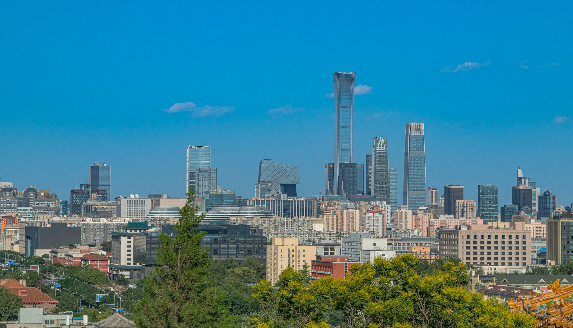 black and brown leather padded tub sofa