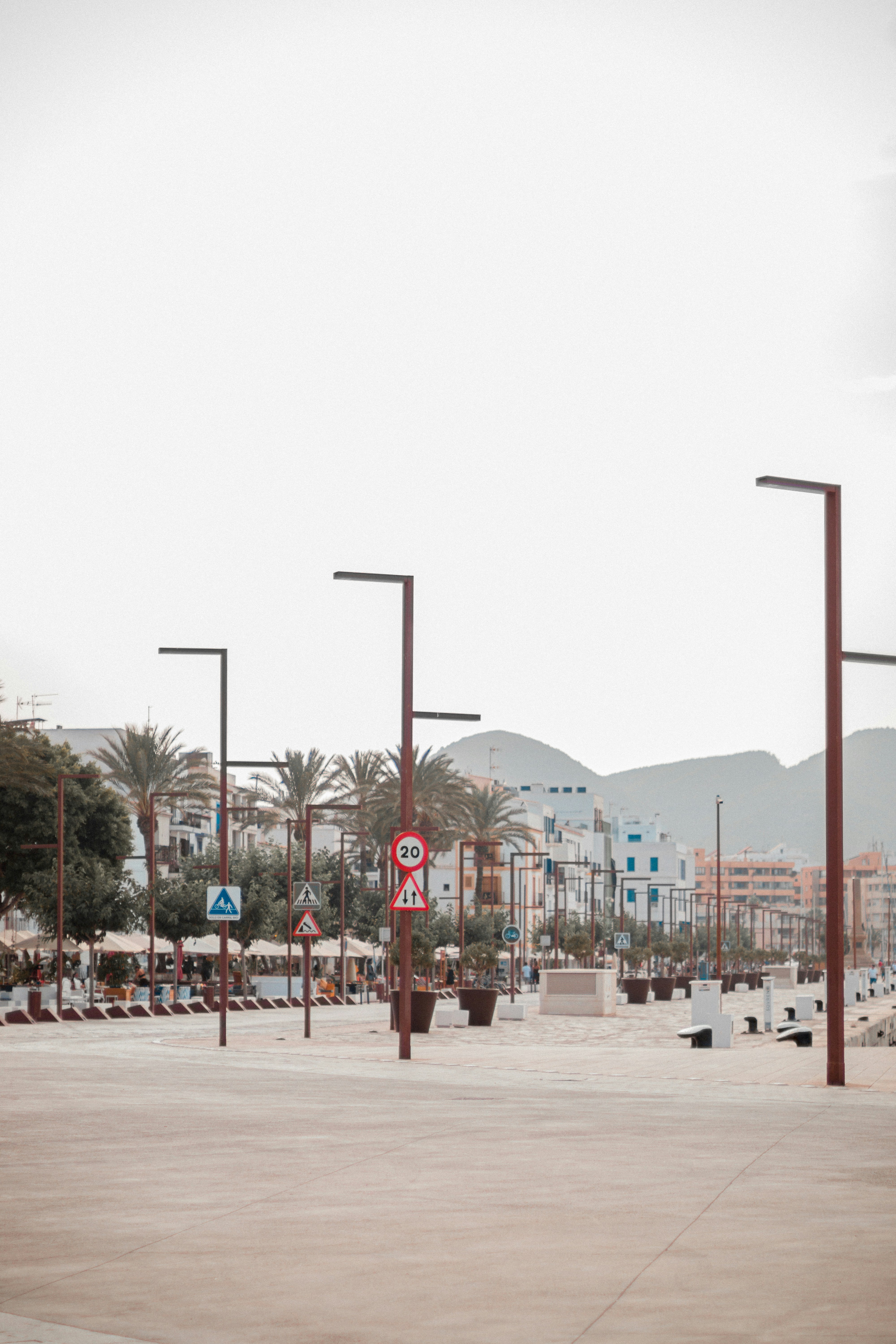 Photo by valentinlacoste