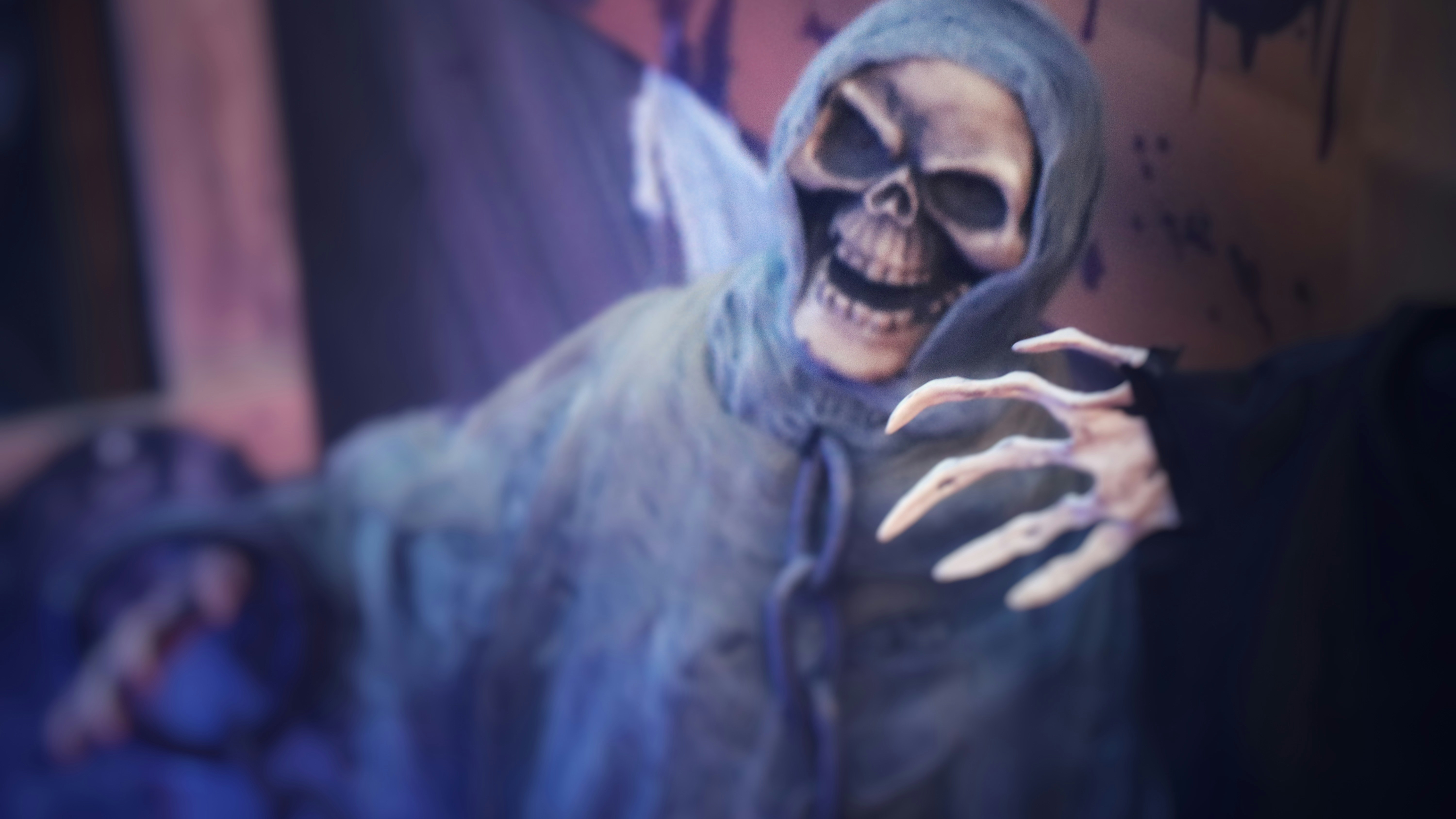 Shadow Wraith Sculpture