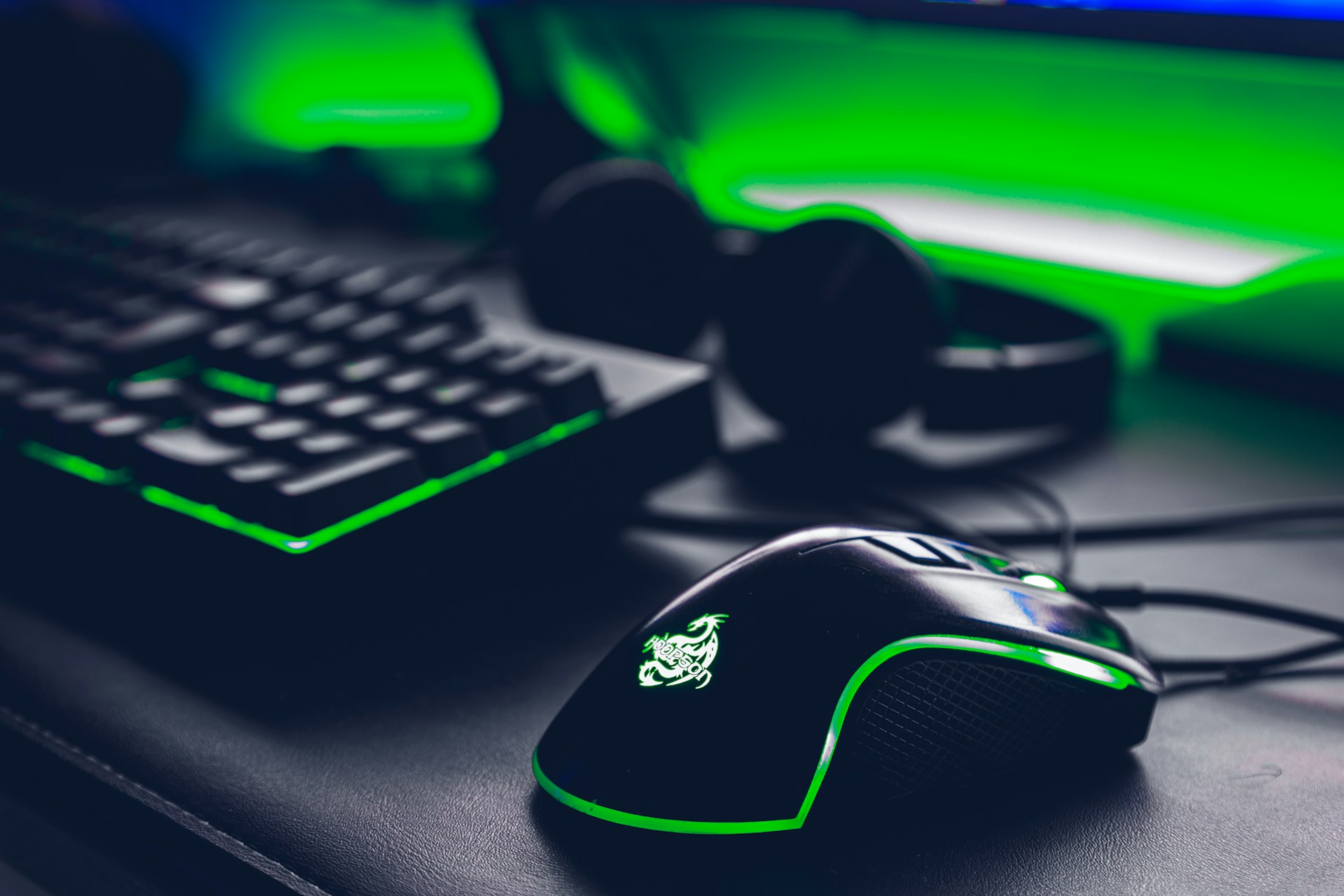 a close up of a computer mouse and keyboard