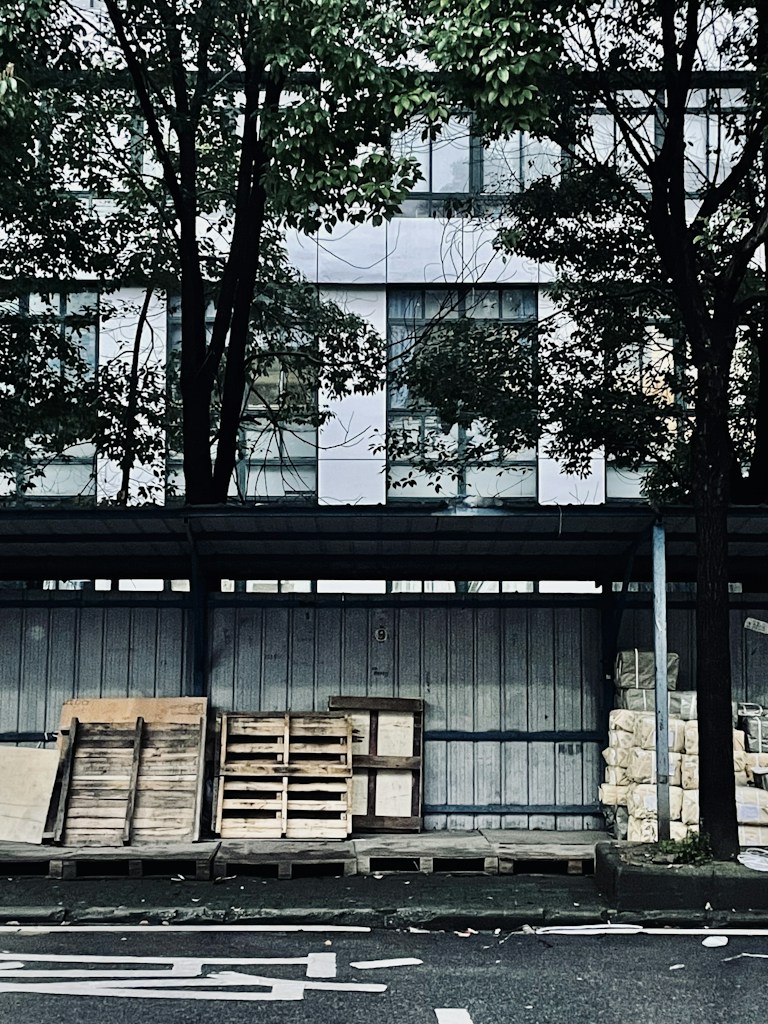 Pallet Plastik Ringan Ekonomis
